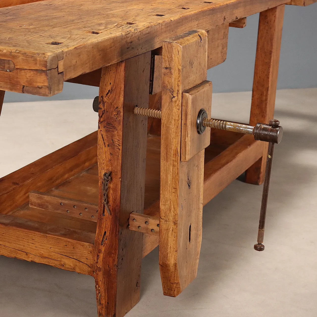 Carpenter's workbench, 19th century 6