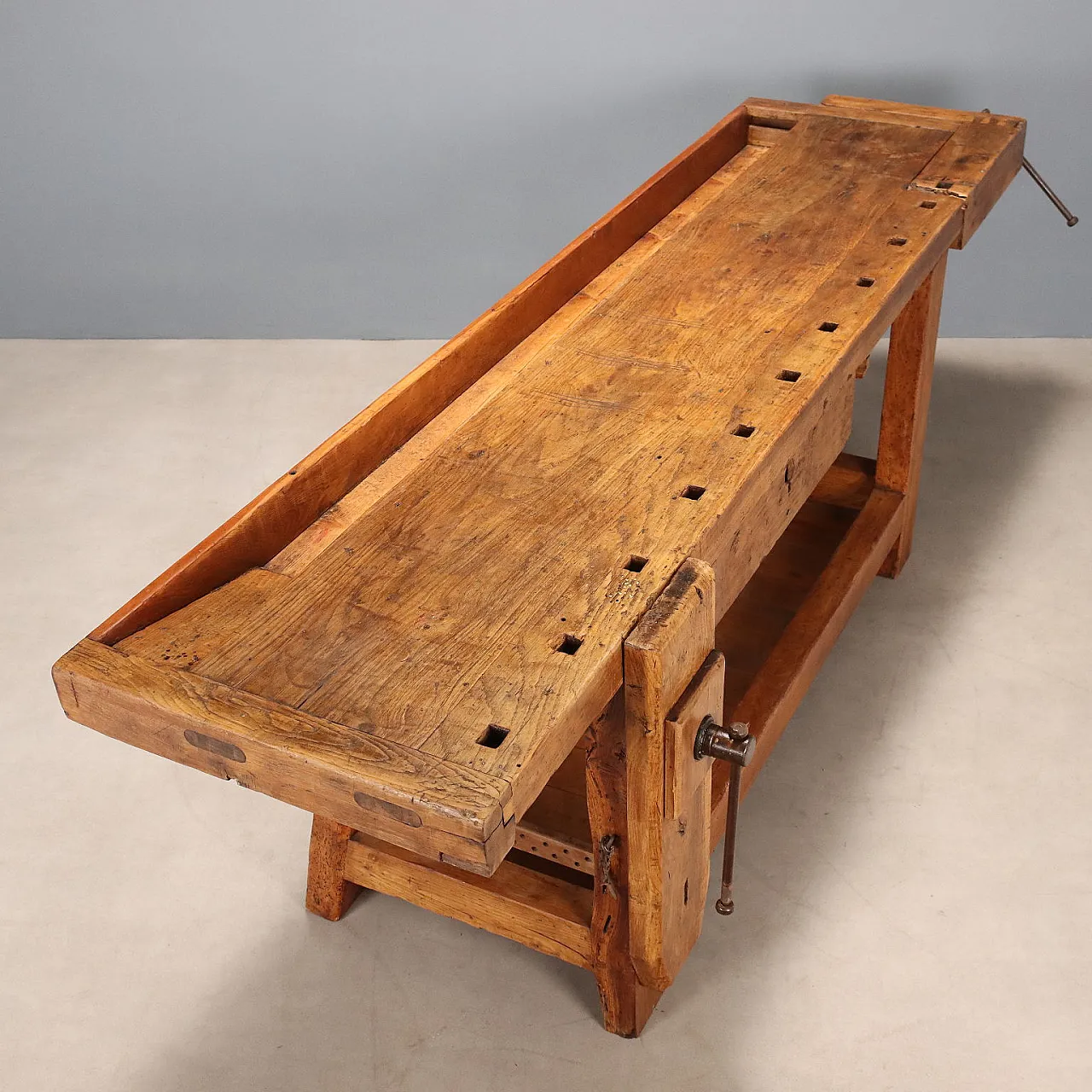 Carpenter's workbench, 19th century 10