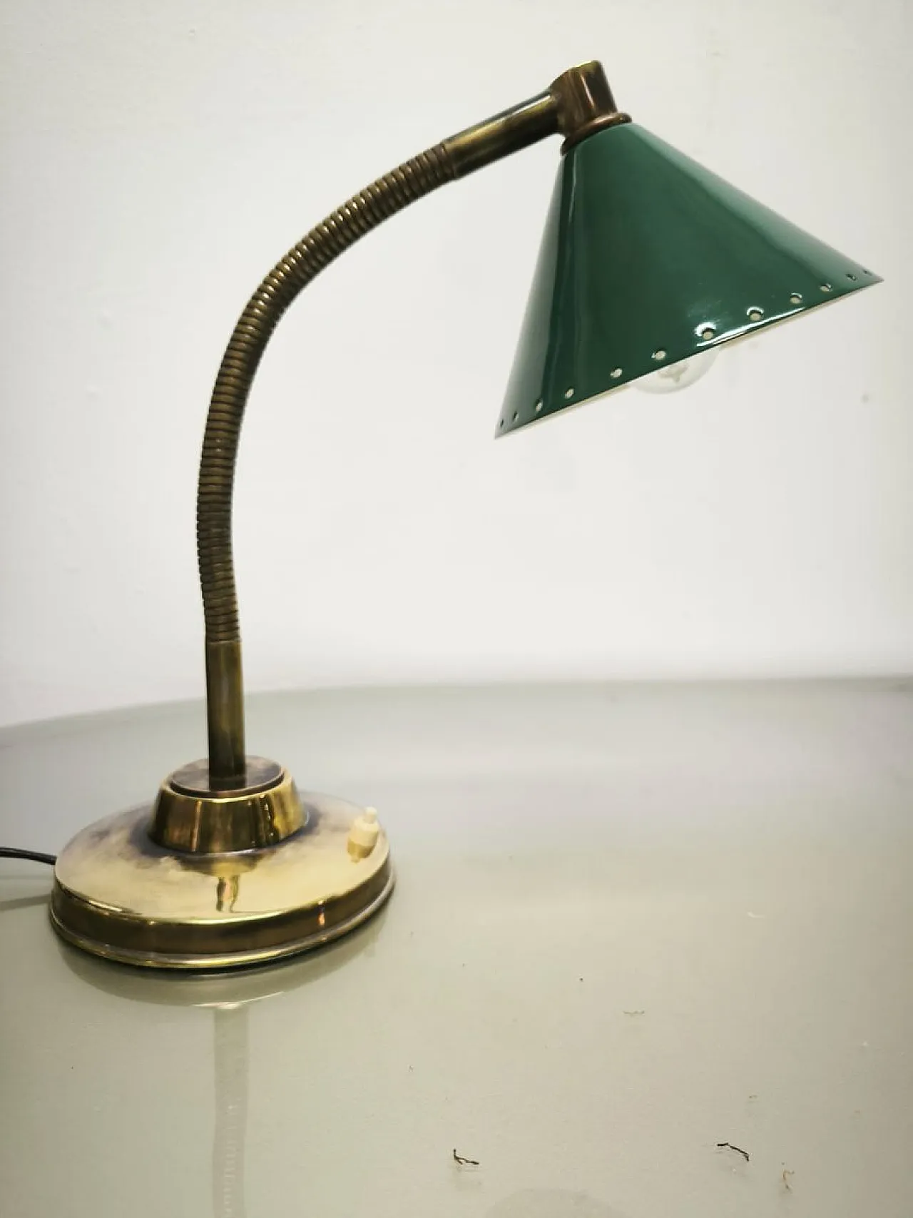 Lampada flessibile con cupola verde, anni '60 7