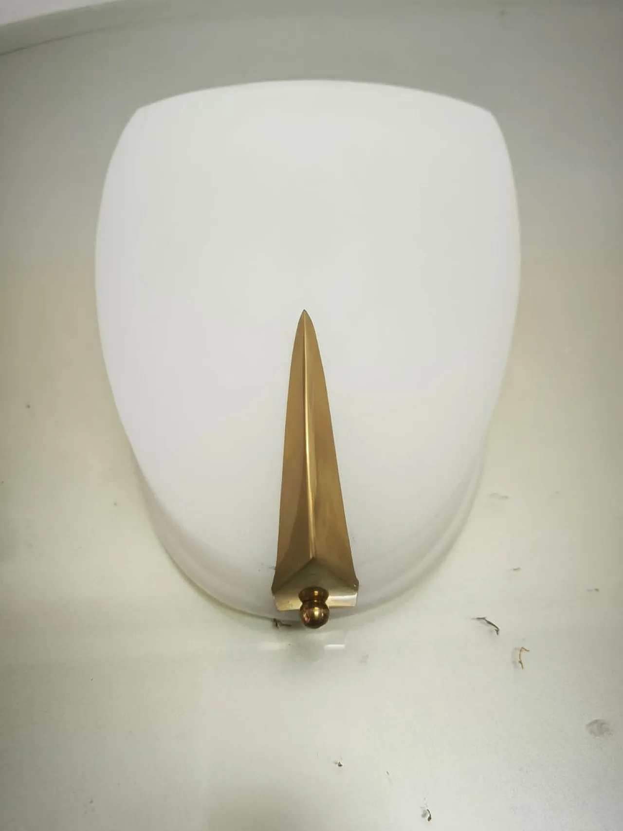 Rationalist wall light in white glass, 1940s 1