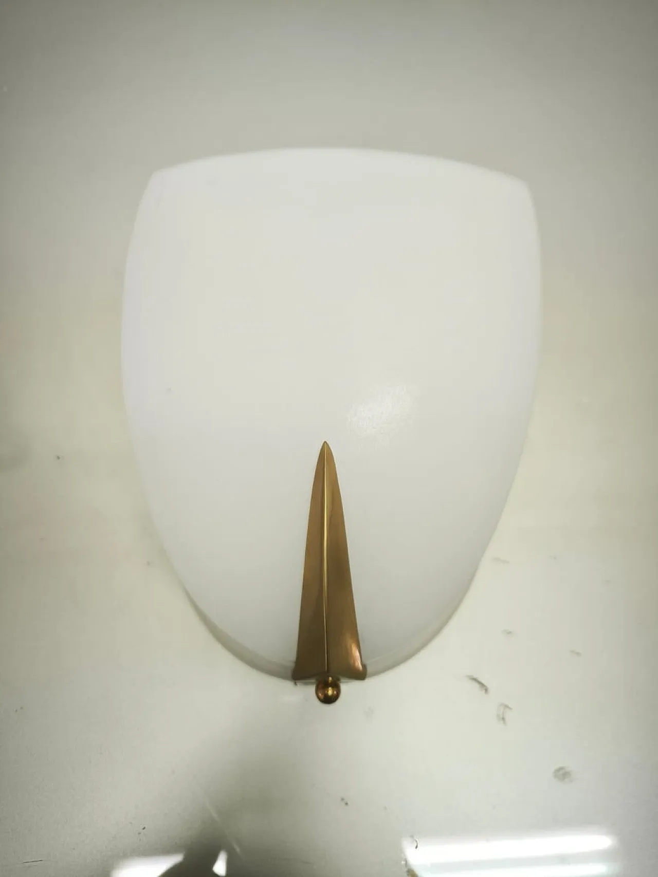 Rationalist wall light in white glass, 1940s 8