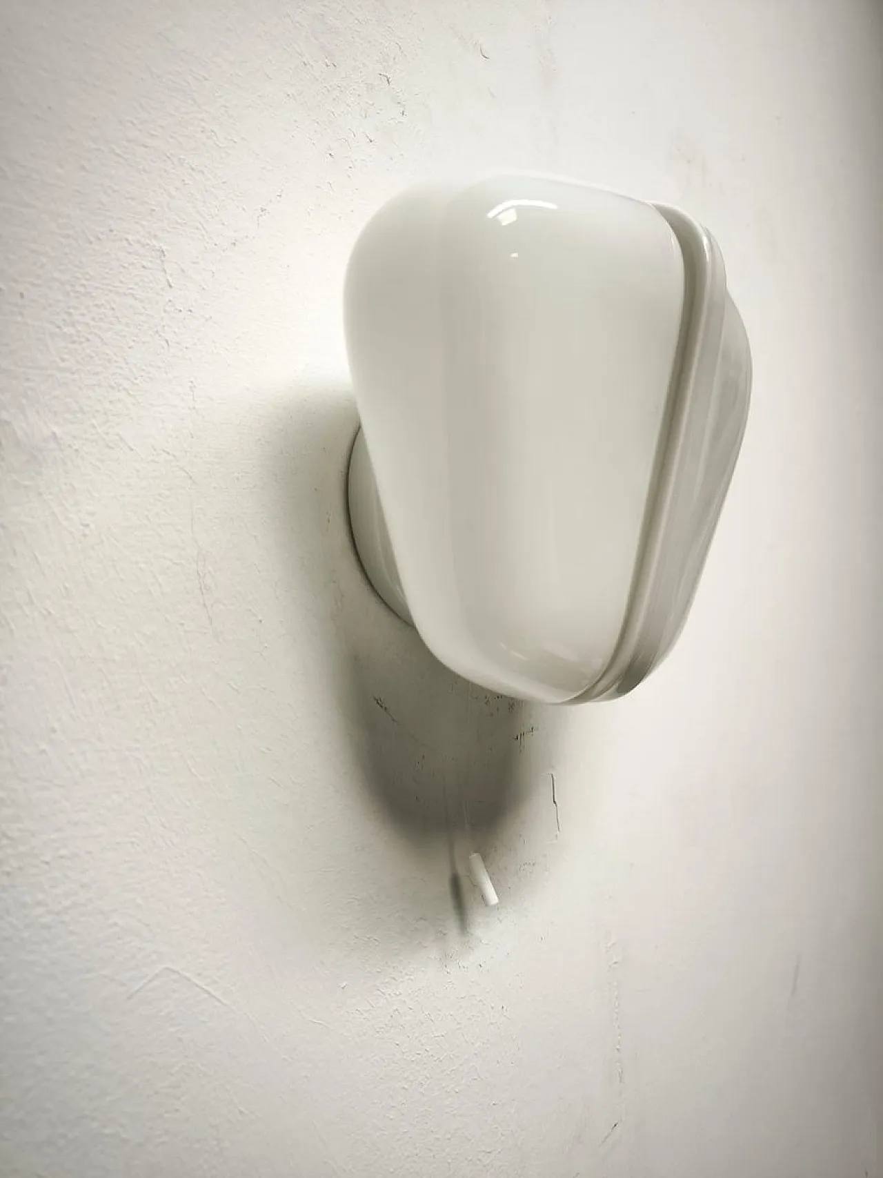 Lampada da parete in ceramica e vetro a doppia luce, anni '50 2