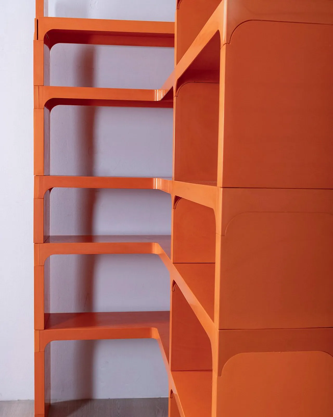 Libreria ad angolo di Olaf von Bohr per Kartell, anni '70 5