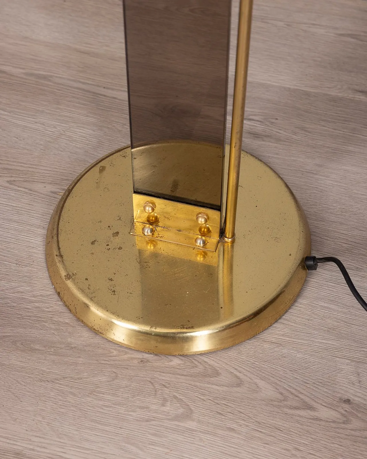 Lampada da terra in ottone dorato e vetro di Relux Milano, anni '80 4