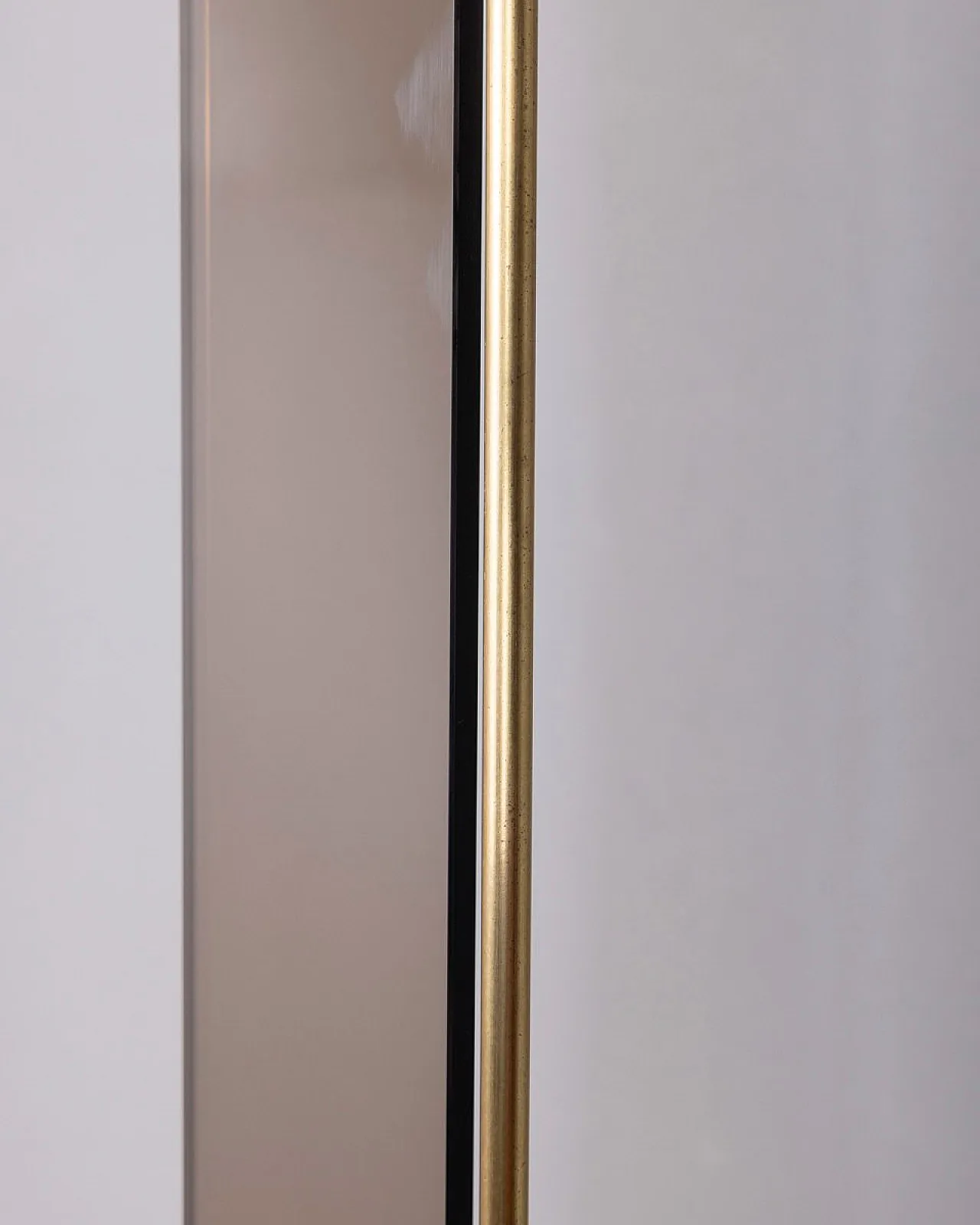 Lampada da terra in ottone dorato e vetro di Relux Milano, anni '80 5