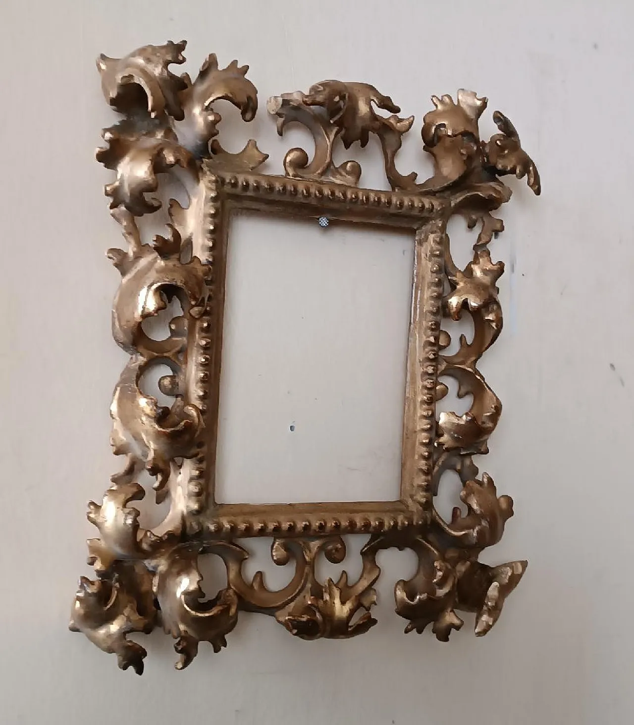Carved and gilded wooden frame, 19th century 2