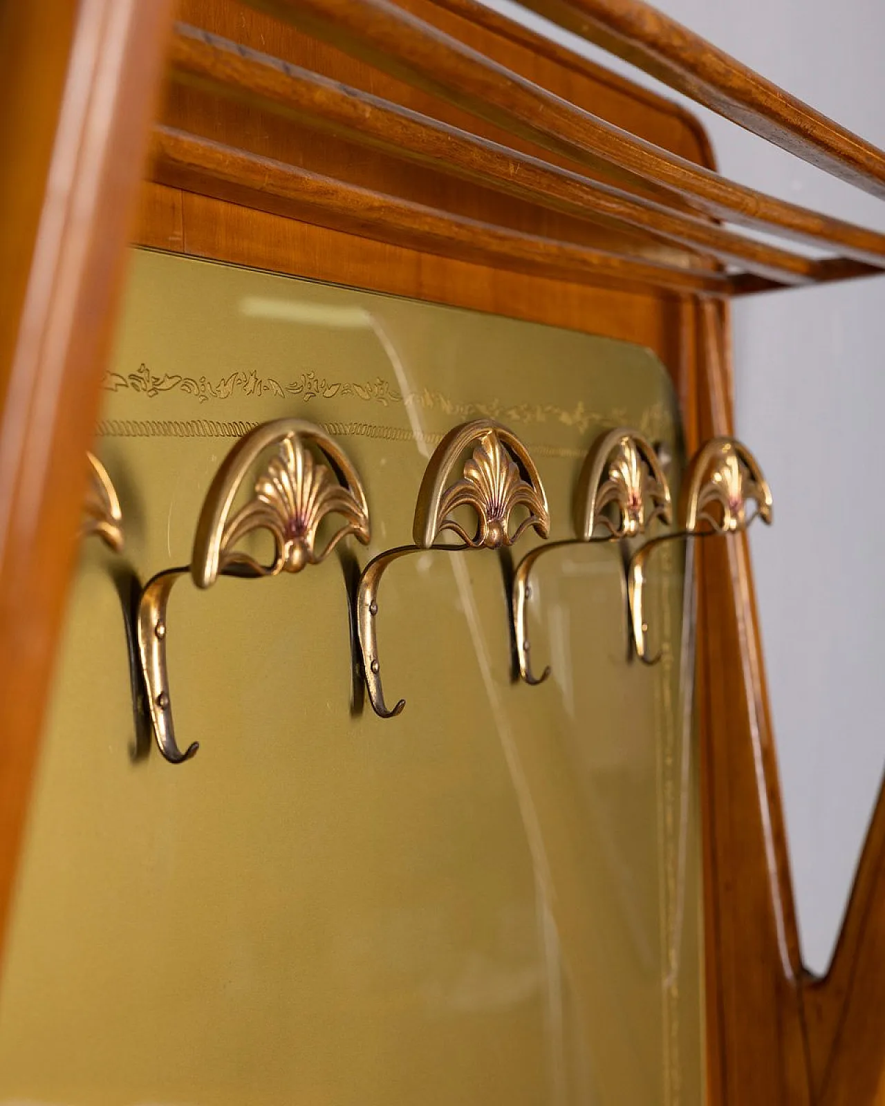Wall coat rack in wood and decorated glass, 1950s 8