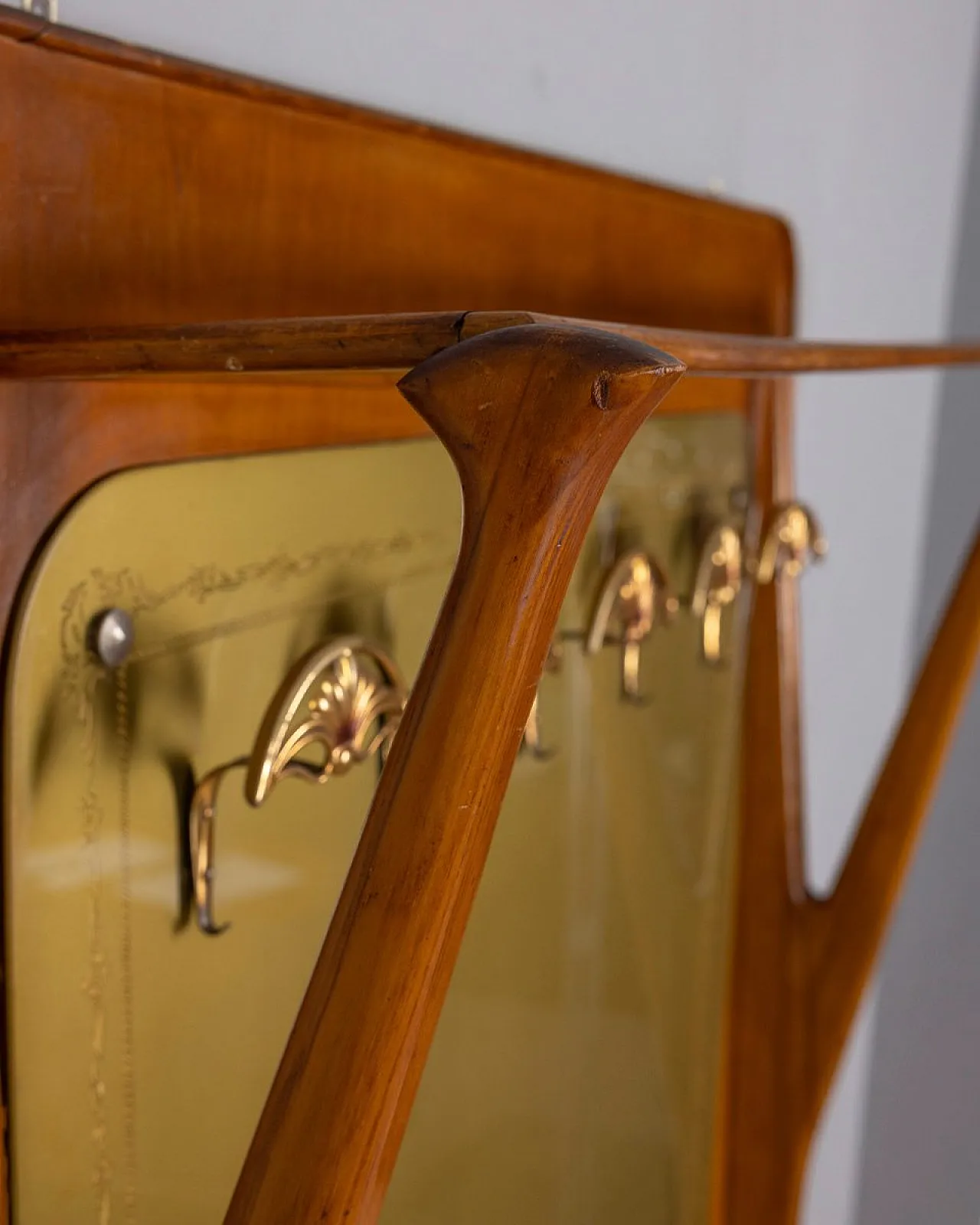 Wall coat rack in wood and decorated glass, 1950s 9