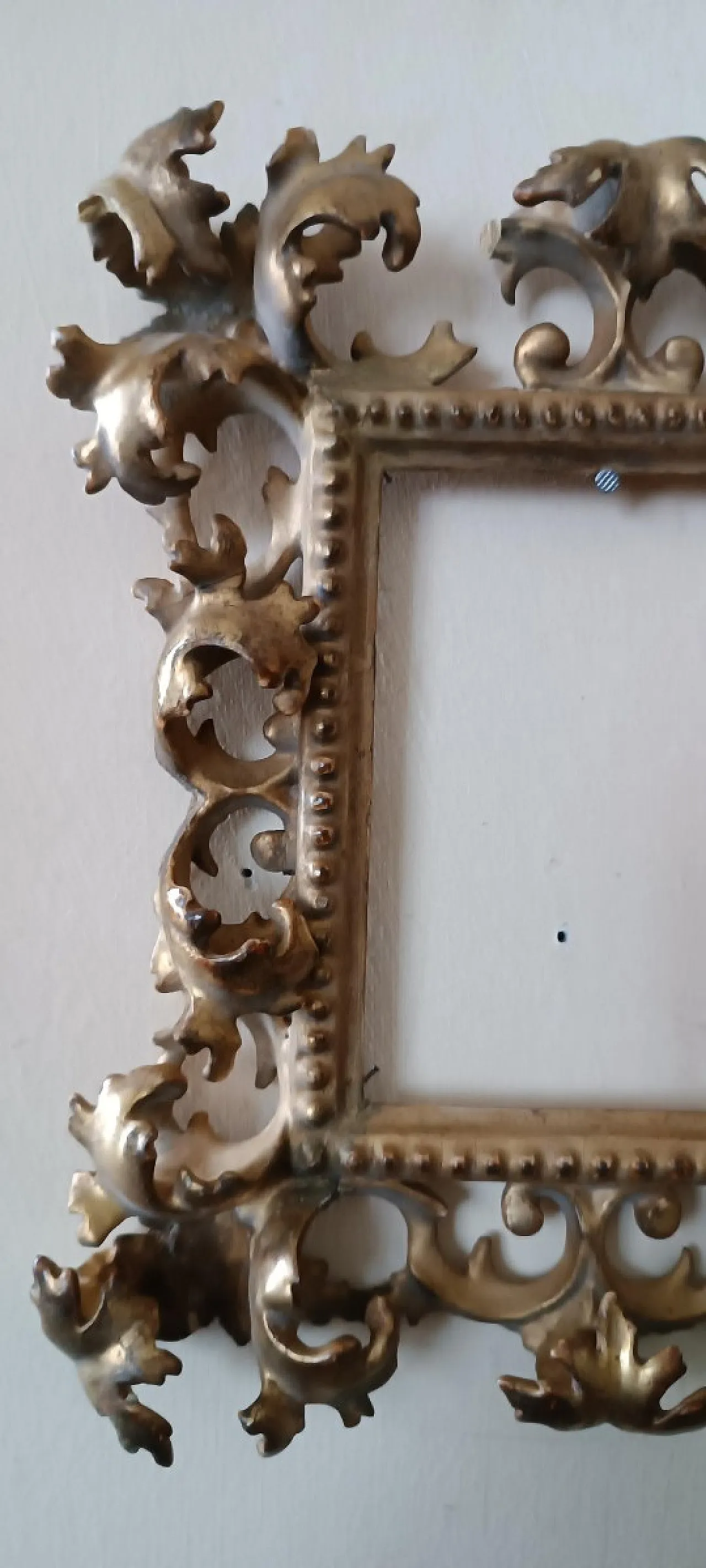 Carved and gilded wooden frame, 19th century 7