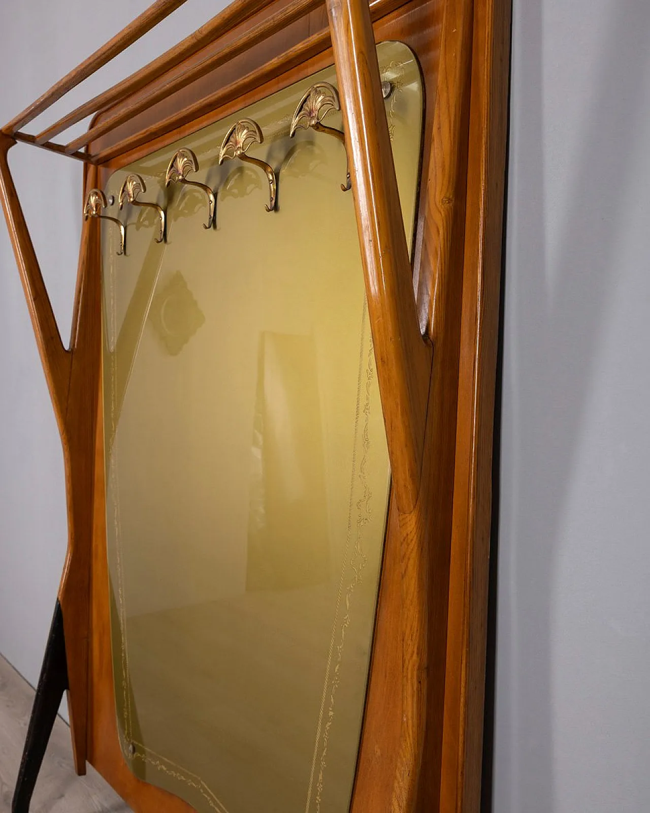 Wall coat rack in wood and decorated glass, 1950s 20