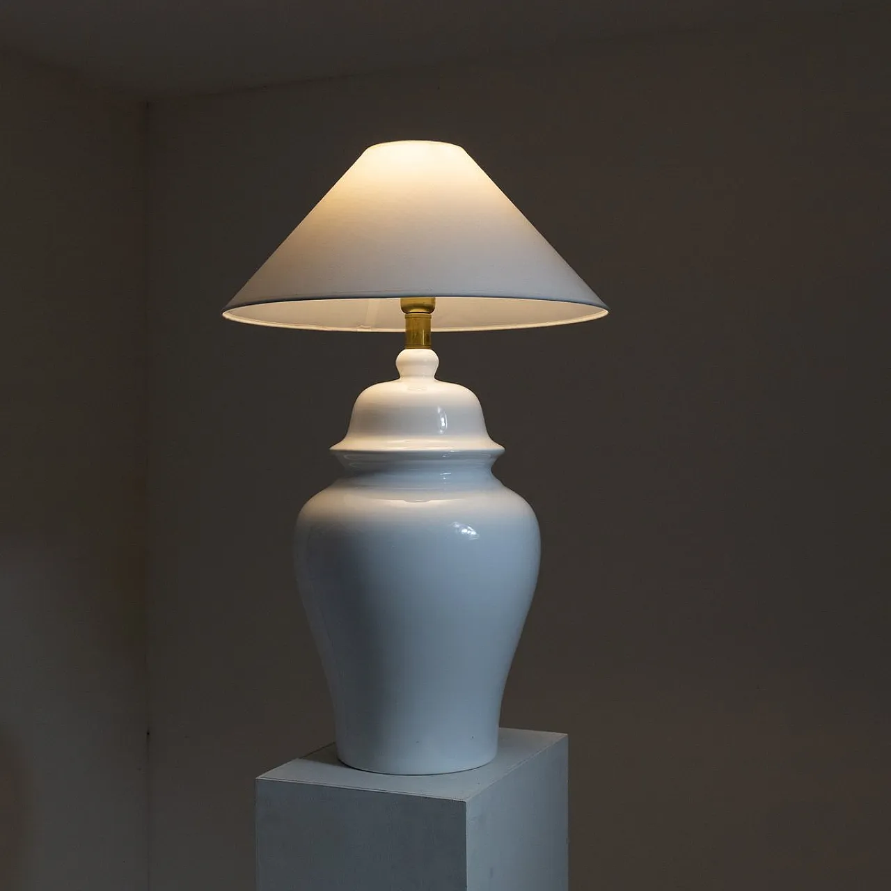 White table lamp by Tommaso Barbi, 1970s 1