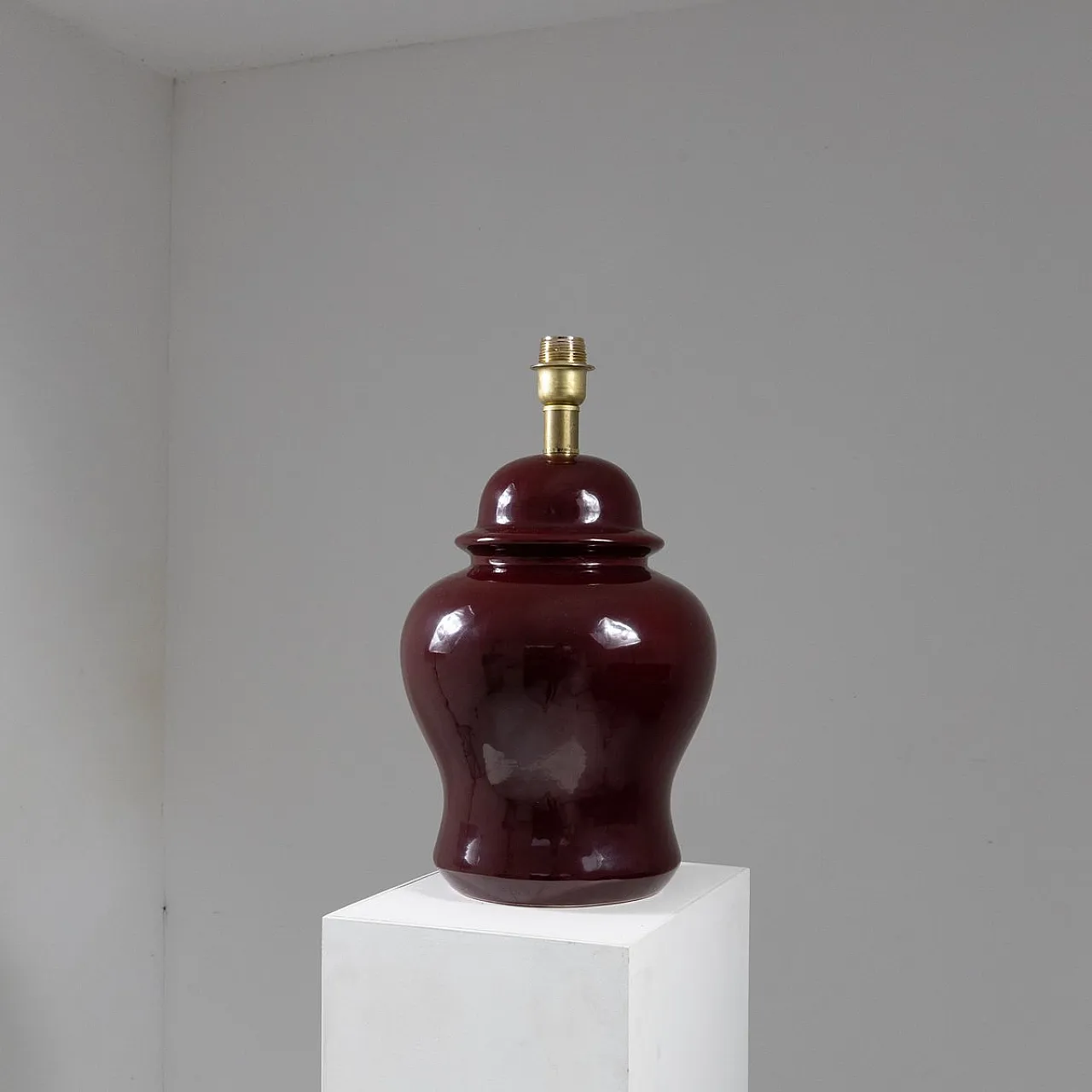 Red table lamp by Tommaso Barbi, 1970s 2