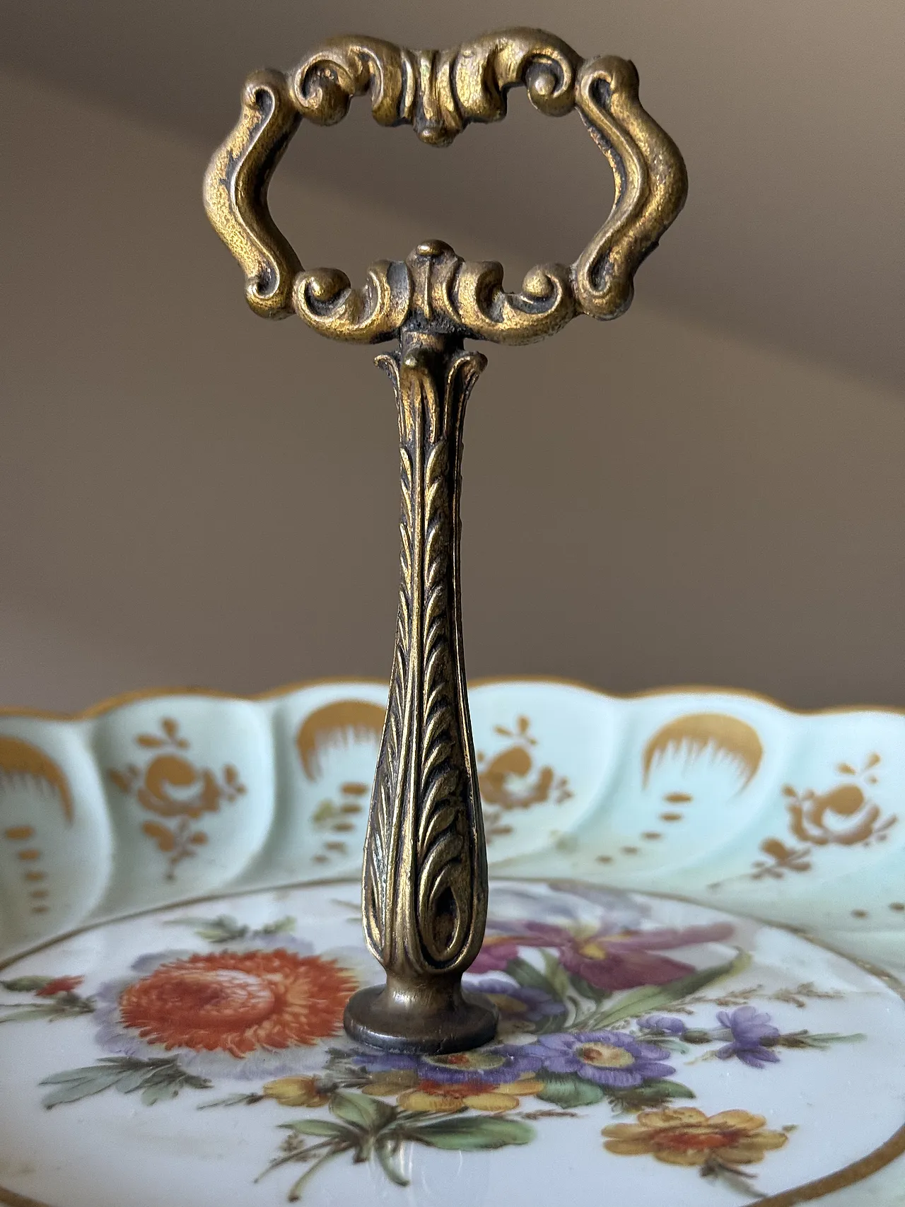 Limoges stand William Guérin bronze and gold, late 19th century 2