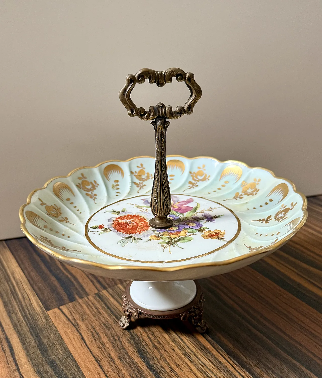 Limoges stand William Guérin bronze and gold, late 19th century 16