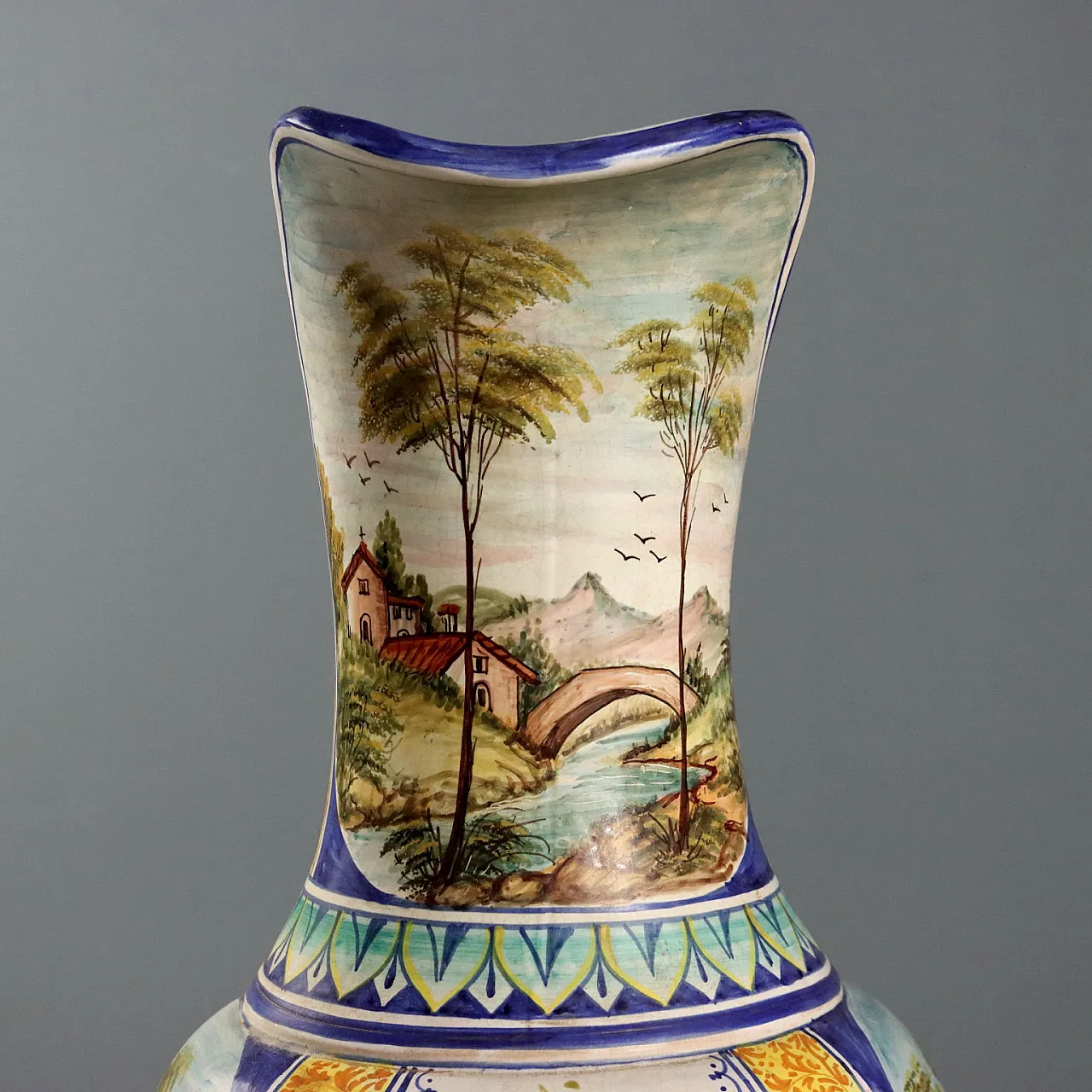 Anfora in maiolica, Manifattura Deruta, '900 6