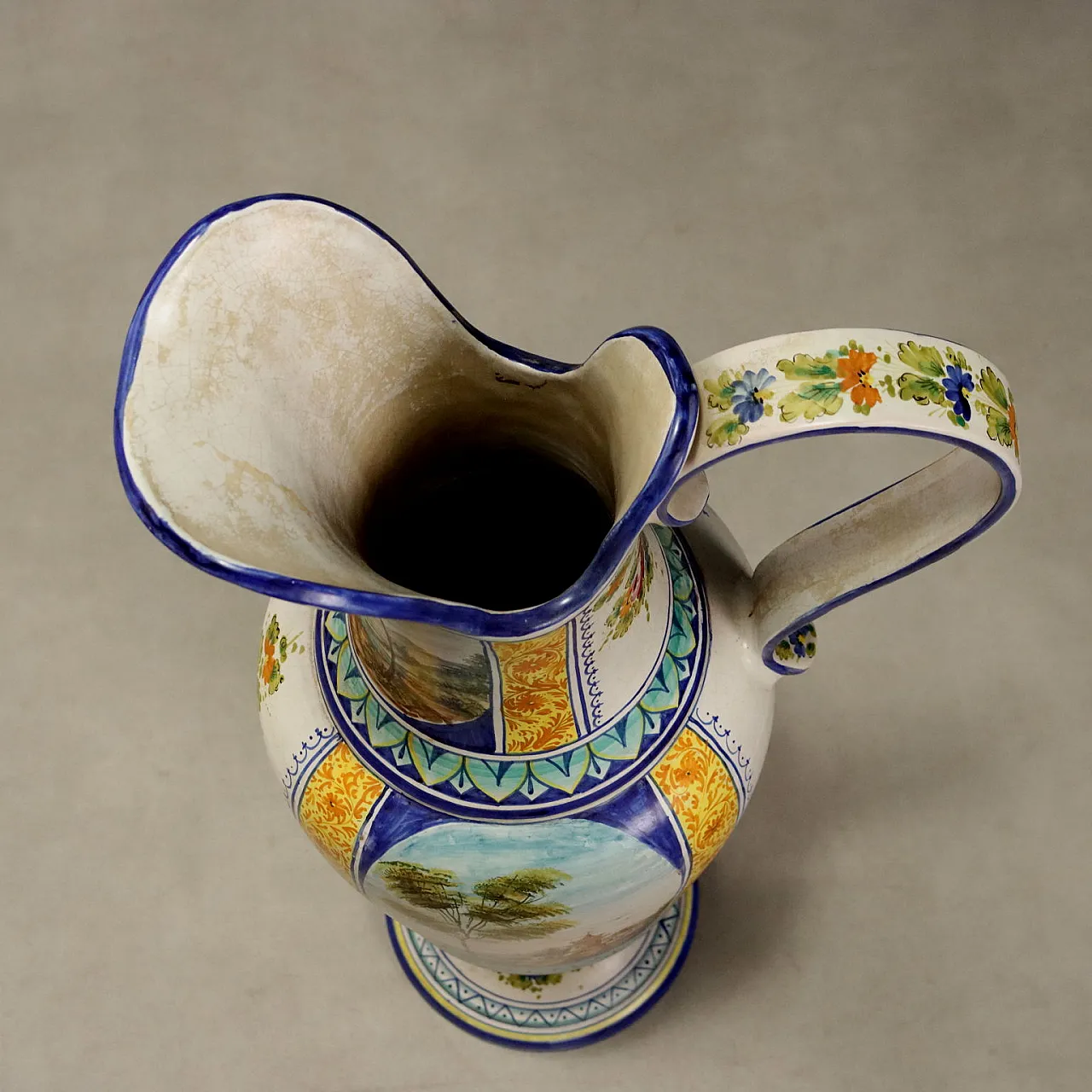 Anfora in maiolica, Manifattura Deruta, '900 10