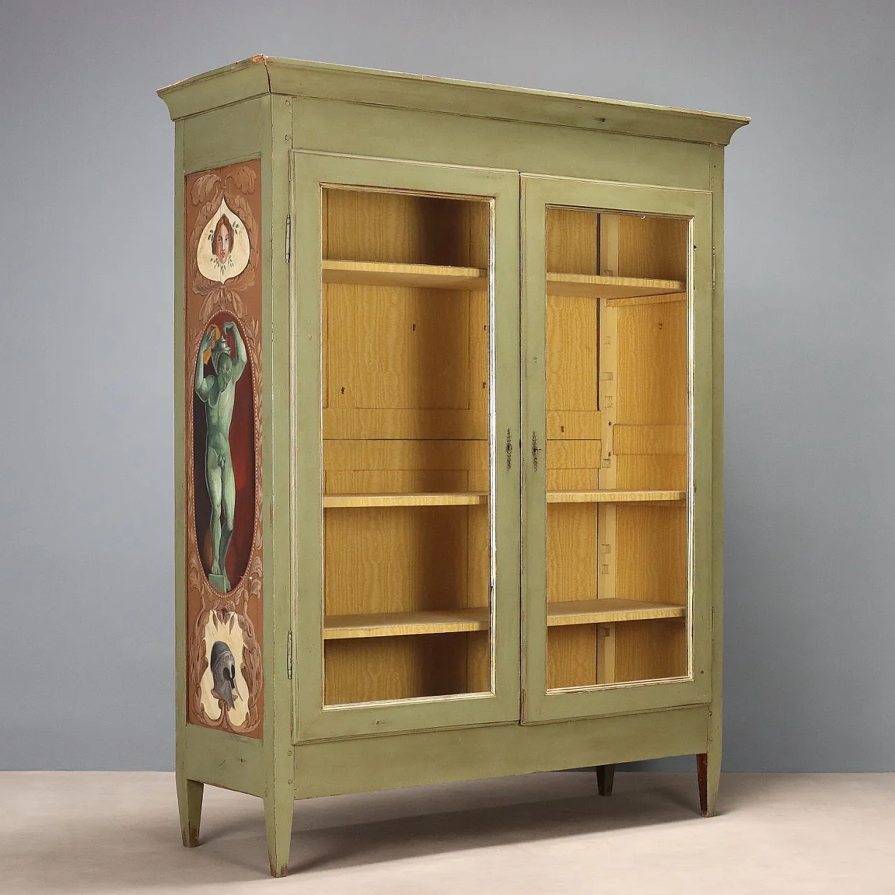 Armadio Direttorio in noce laccato e dipinto, '800 1