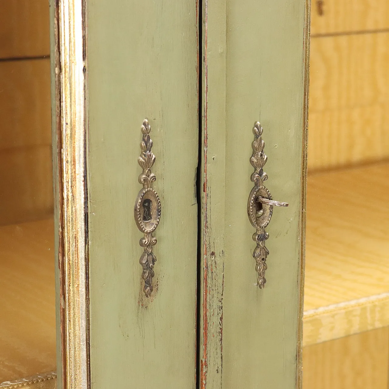 Armadio Direttorio in noce laccato e dipinto, '800 10