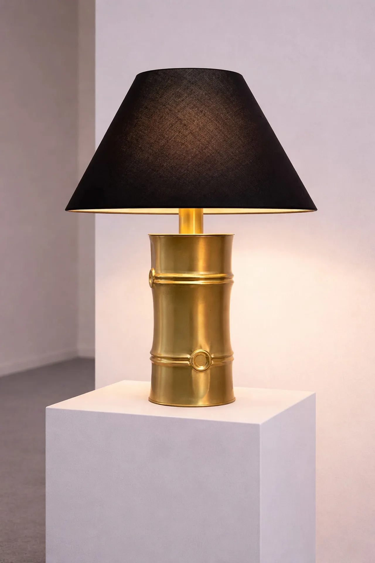 Coppia di lampade in ottone bamboo attribuite a Maison Jansen, anni 70 8