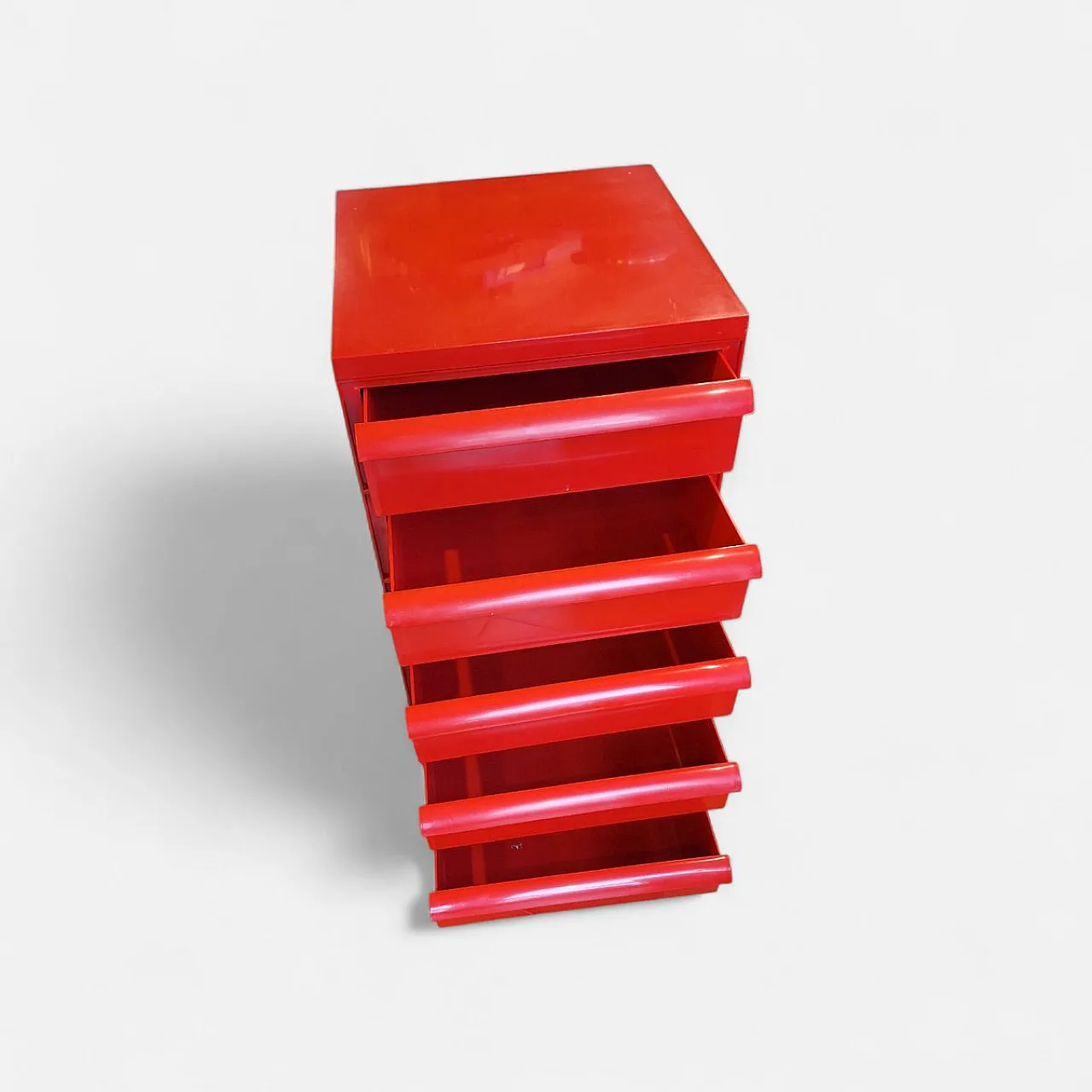 Red No. 4601 chest of drawers by Simon Fussell for Kartell, 1970s 5