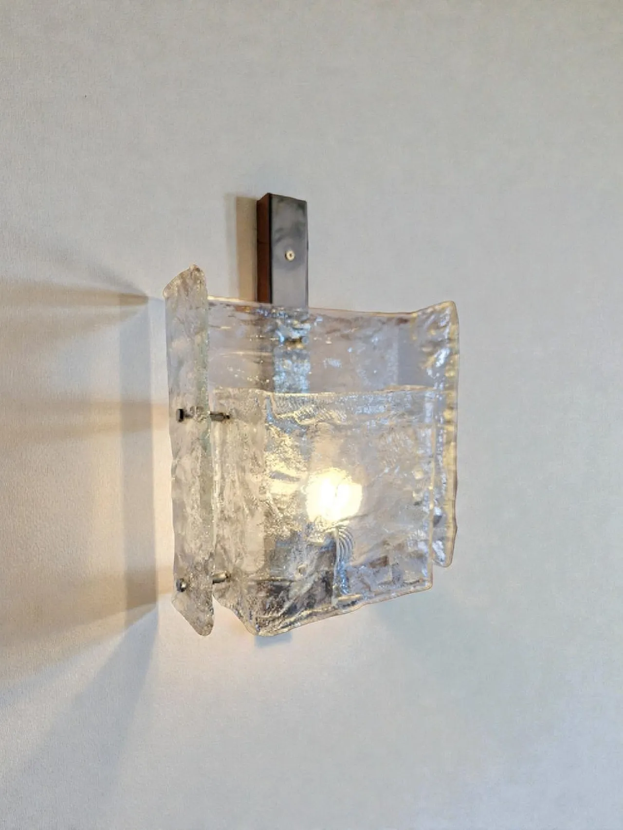Wall lamp attributed to Mazzega, 1960s 3