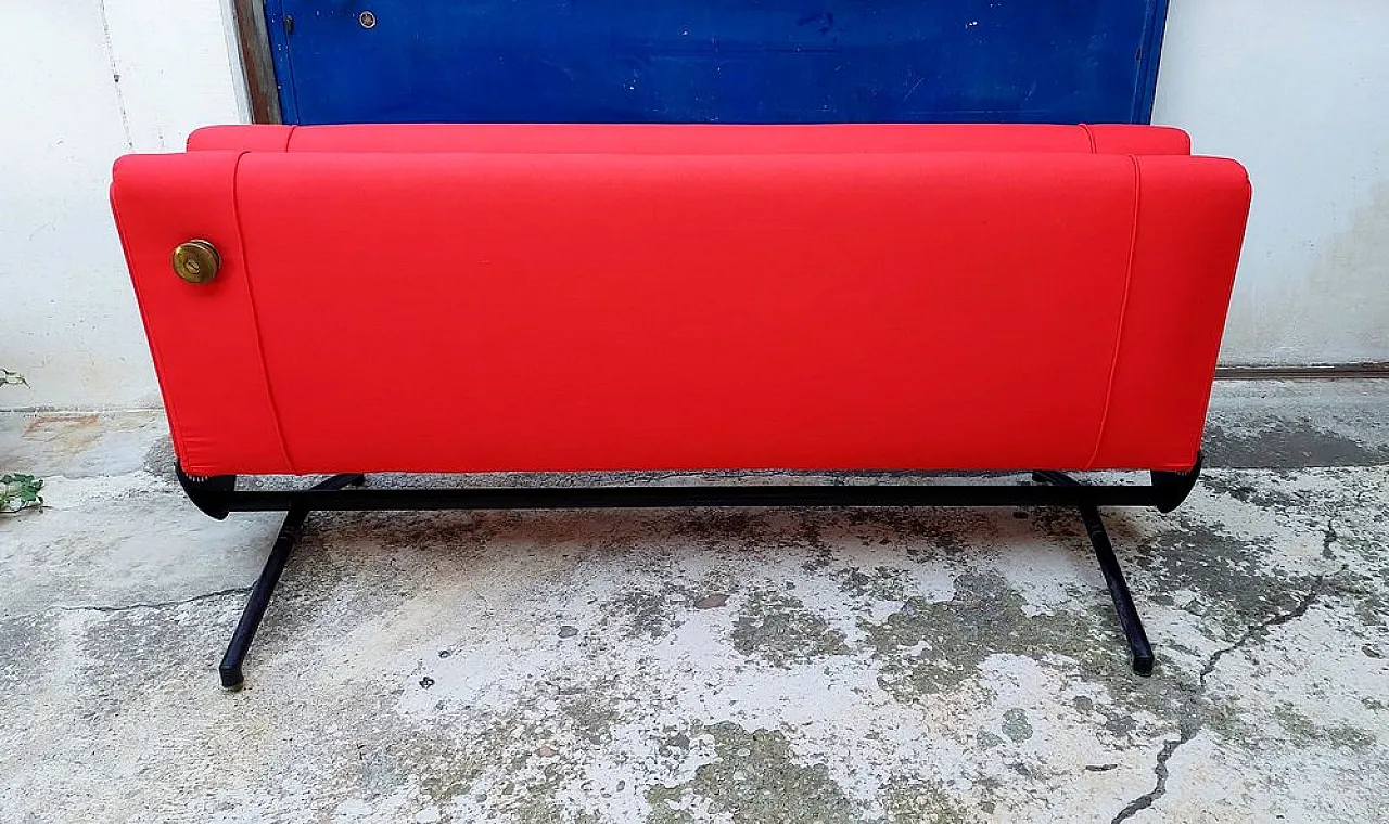 Model D70 Sofa by Osvaldo Borsani for Tecno, 1960s 2