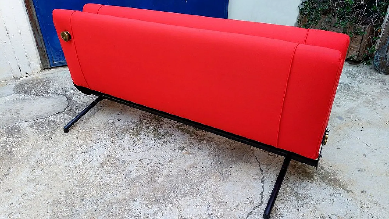 Model D70 Sofa by Osvaldo Borsani for Tecno, 1960s 10