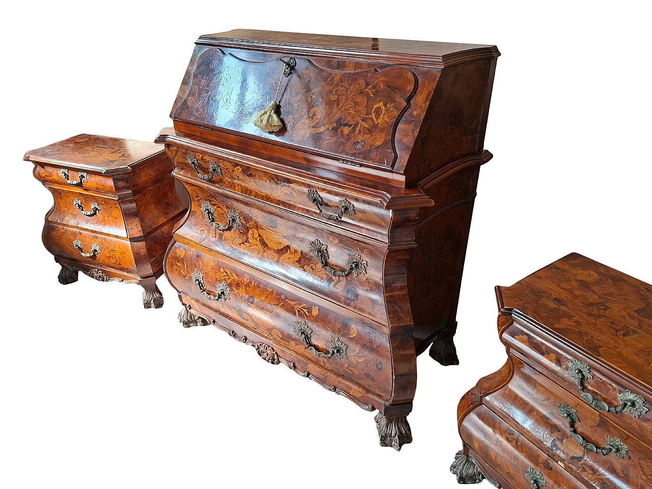 Ribalta and pair of inlaid bedside tables, 18th century 11