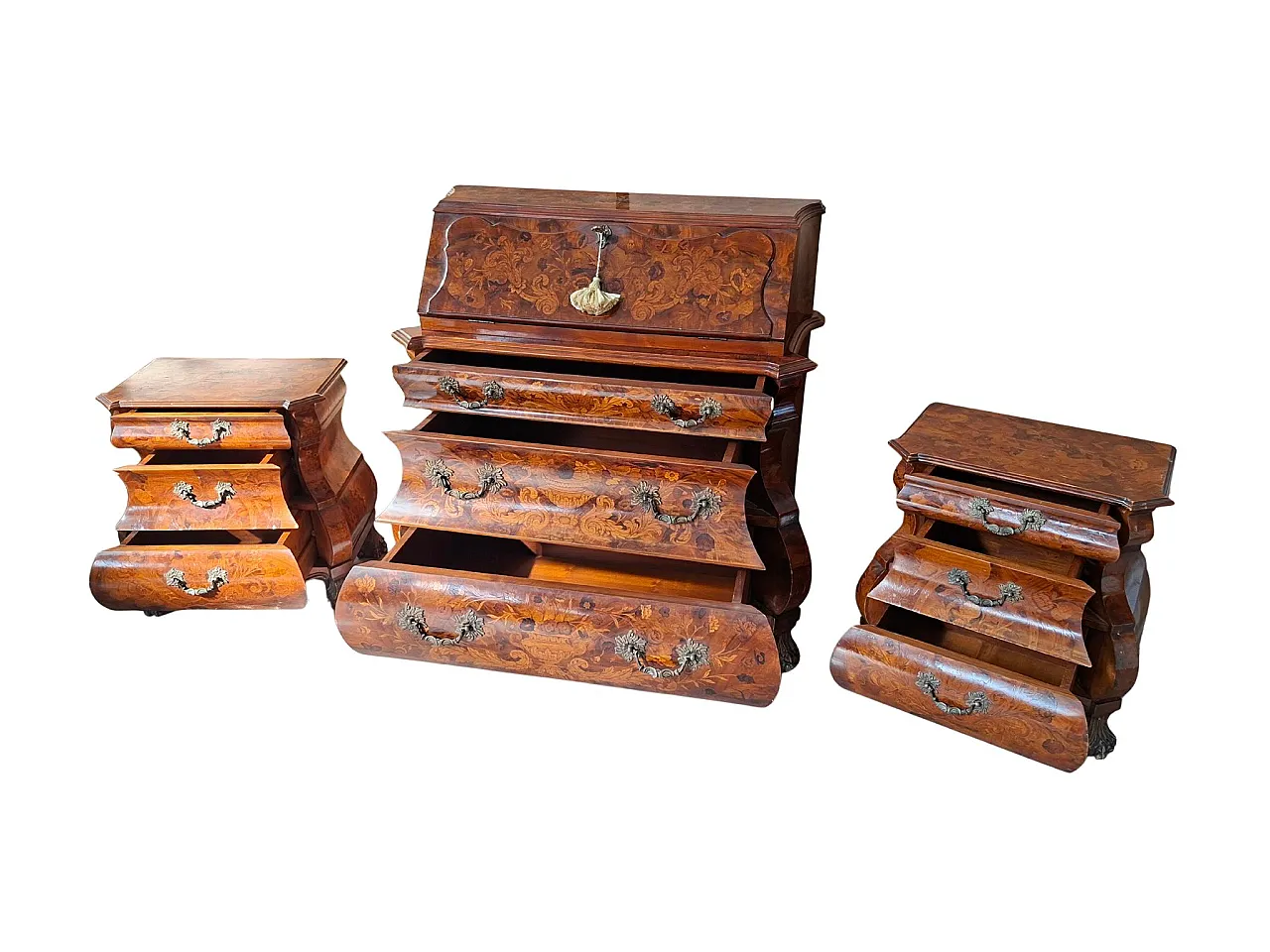 Ribalta and pair of inlaid bedside tables, 18th century 13