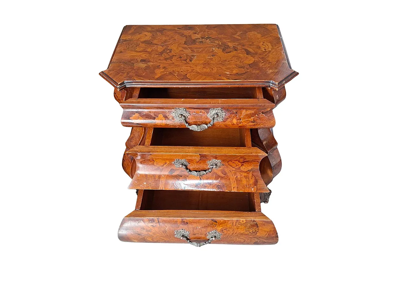 Ribalta and pair of inlaid bedside tables, 18th century 14