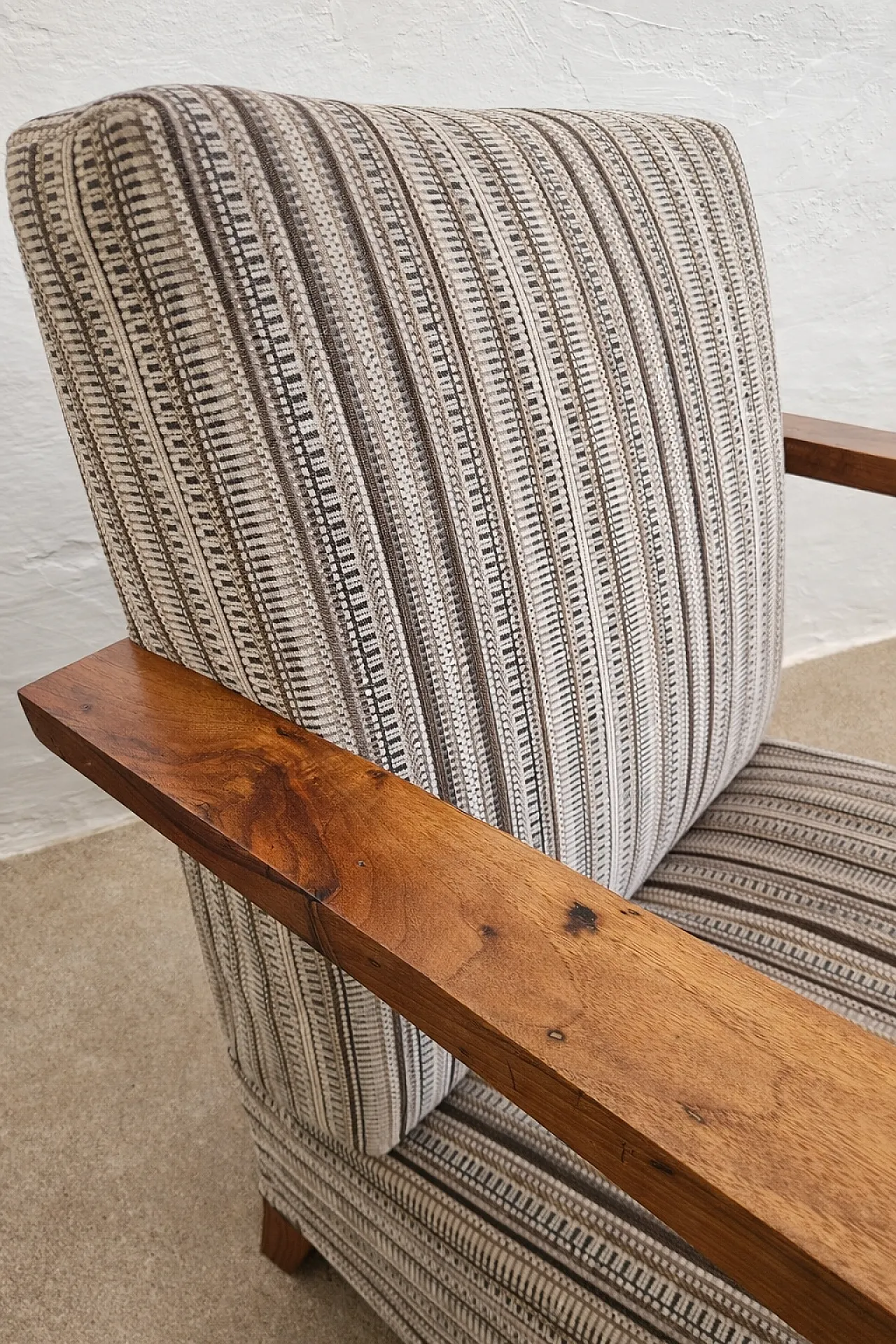 Pair of Art Deco armchairs by Ferenc Fürst, 1930s 6