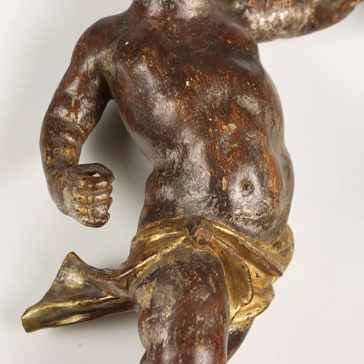 Pair of carved wooden putti, 19th century 6