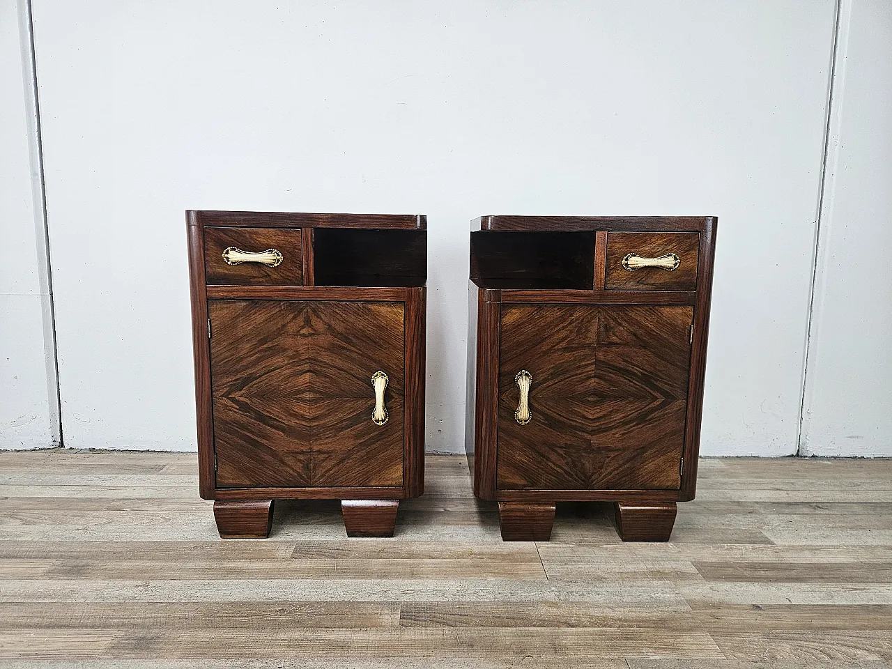 Comodini Art Decò in radica e bachelite, anni '50 1