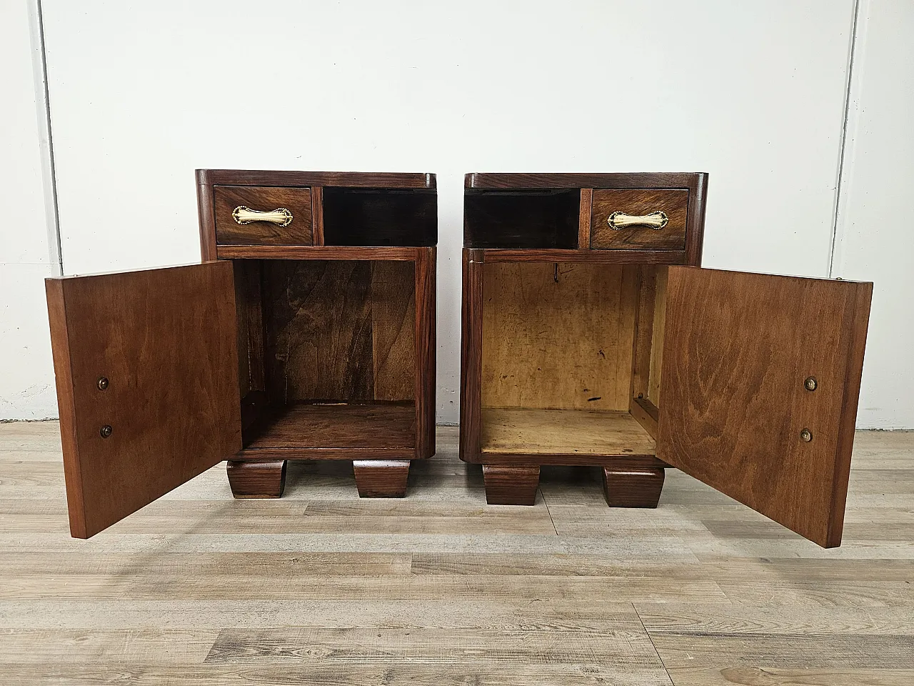 Comodini Art Decò in radica e bachelite, anni '50 13