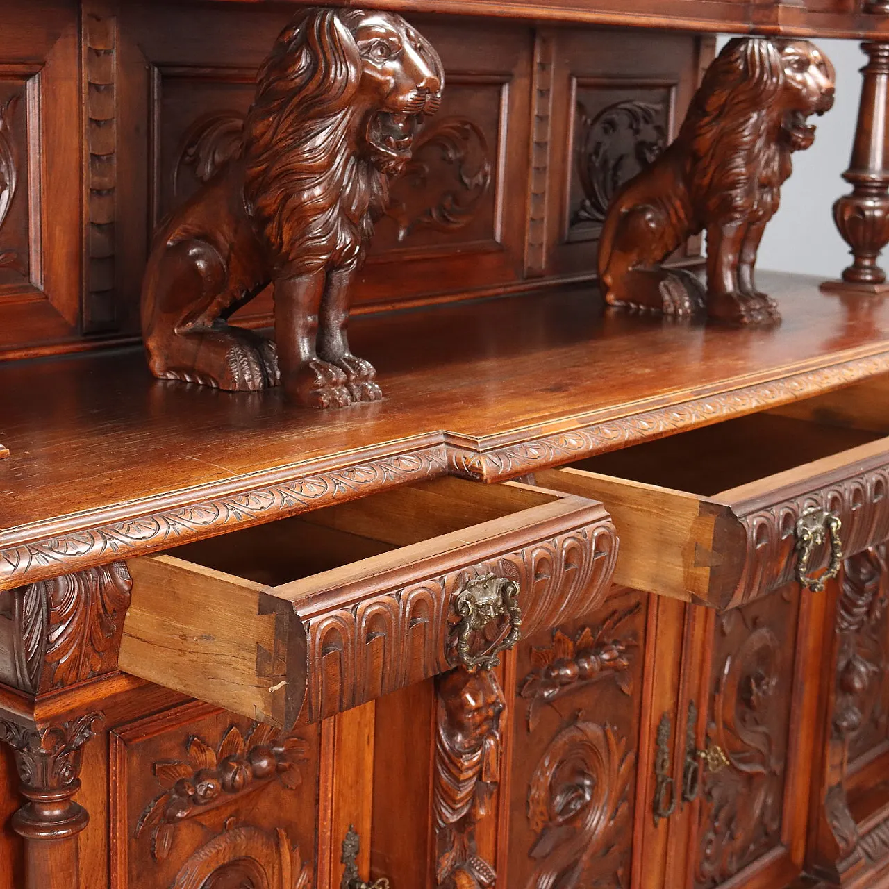 Neo-Renaissance style sideboard, 19th century 9