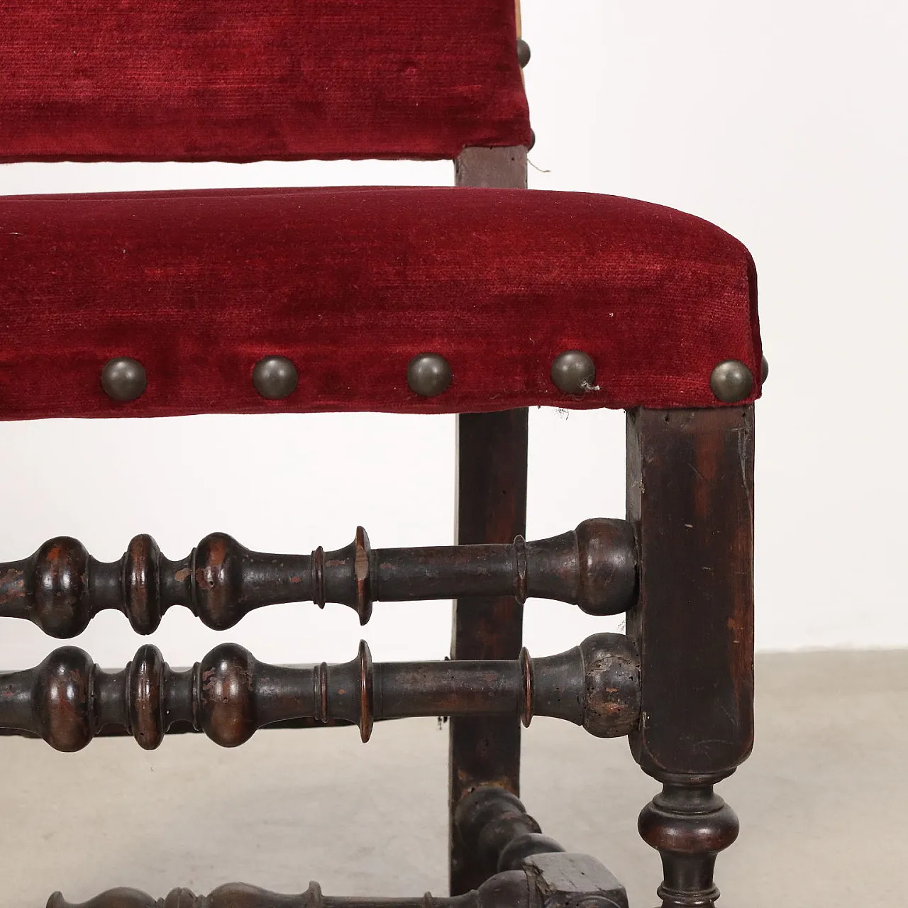 Pair of Baroque chairs in wood and fabric, 18th century 5