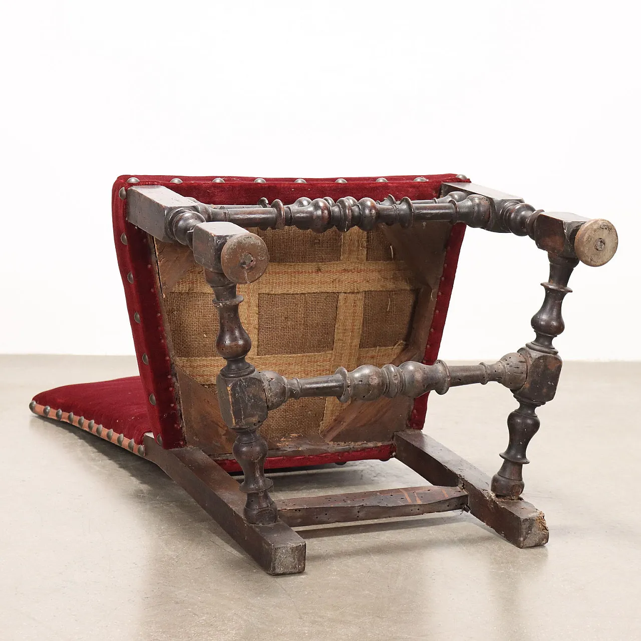 Pair of Baroque chairs in wood and fabric, 18th century 9
