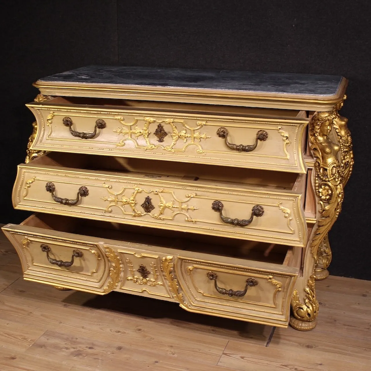 Lacquered and gilded chest of drawers, 20th century 5