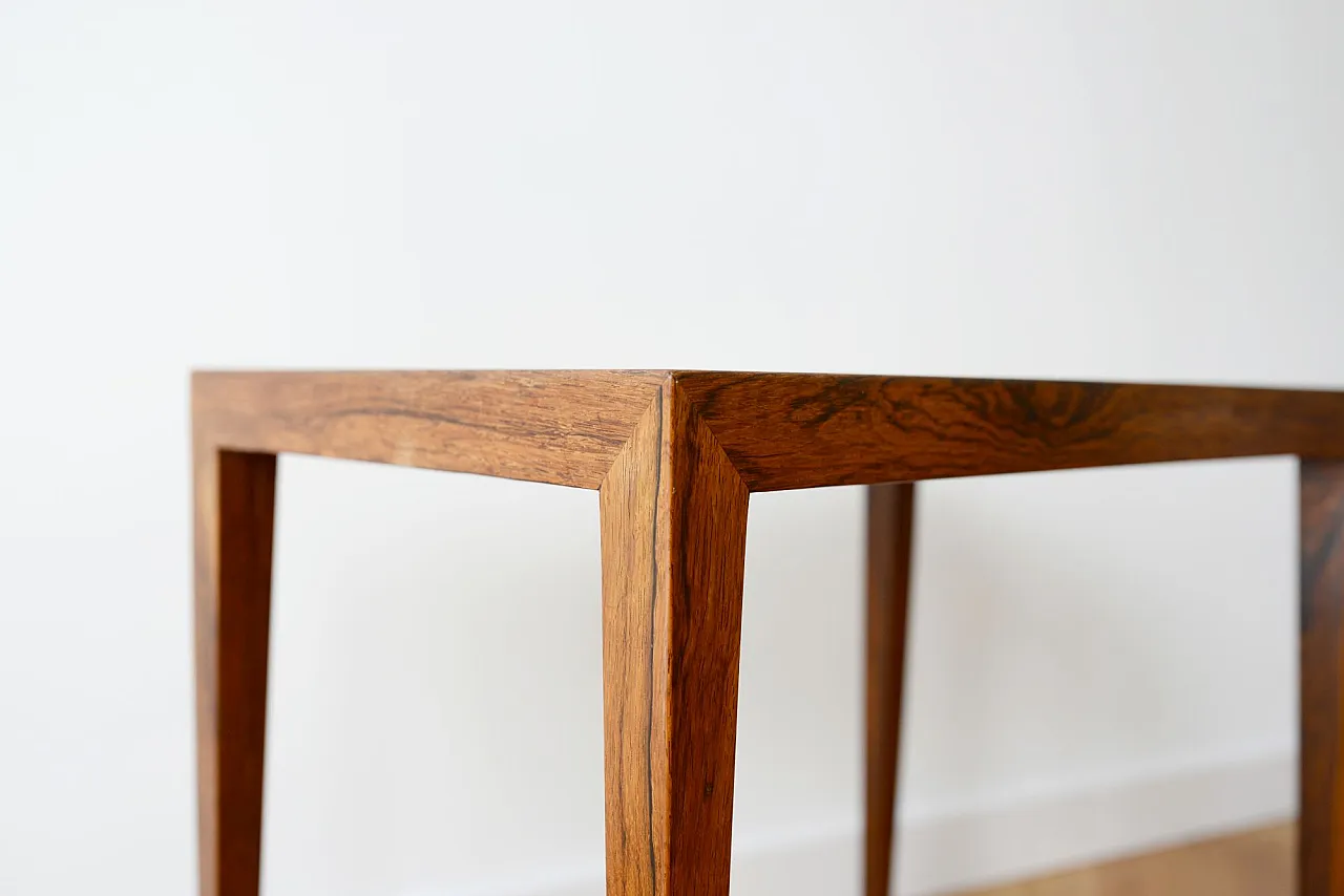 Minimalist rosewood table, Denmark 70s 4