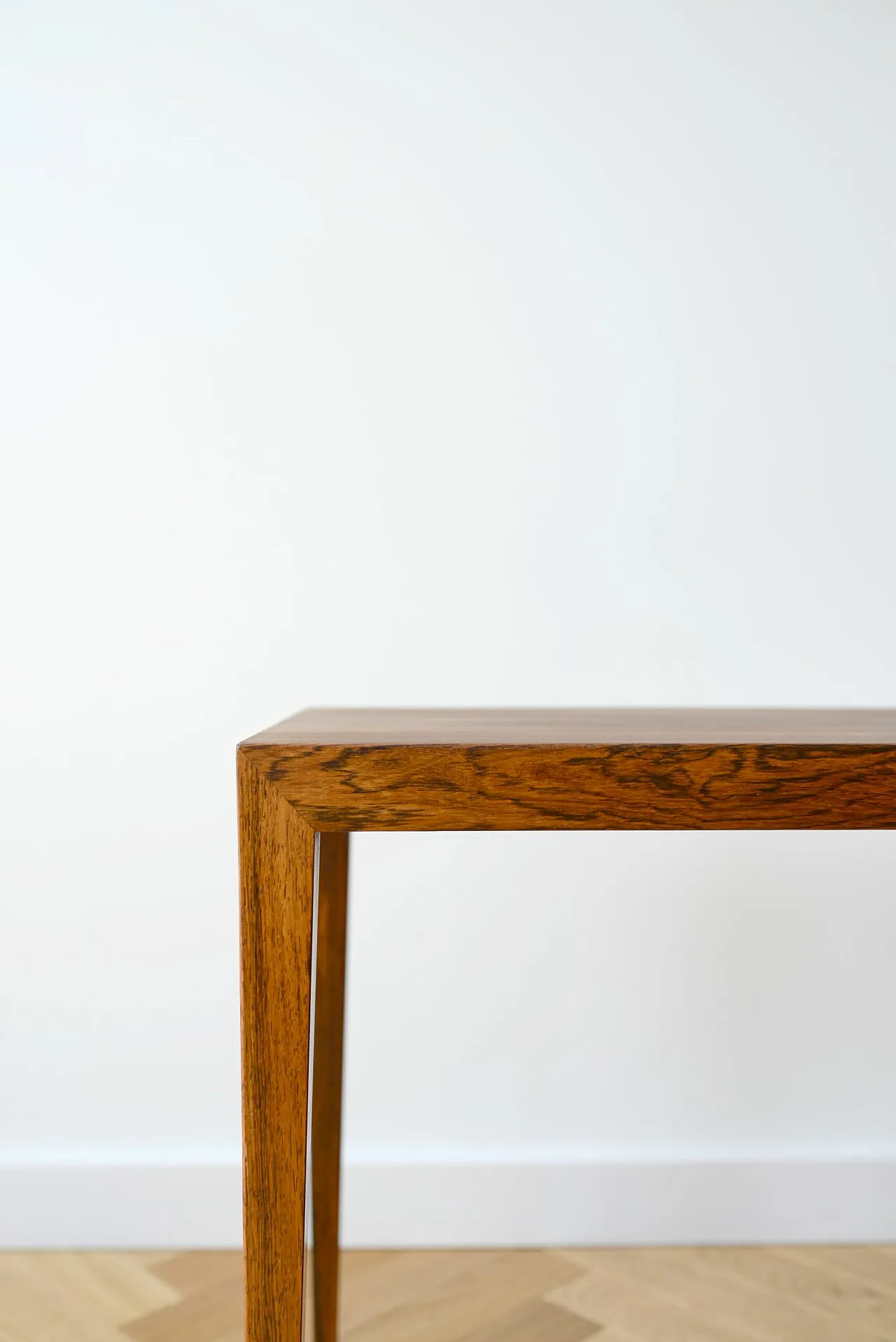 Minimalist rosewood table, Denmark 70s 5