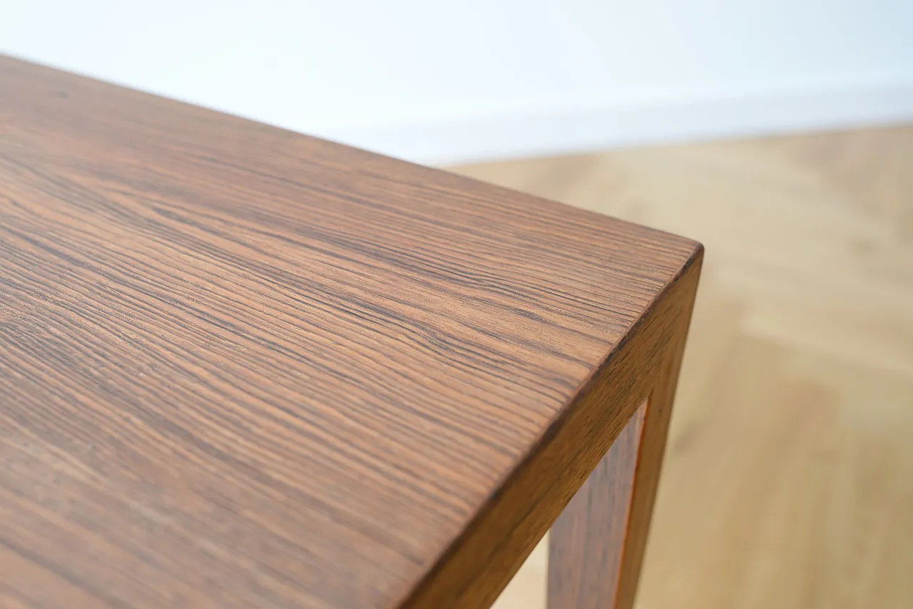 Minimalist rosewood table, Denmark 70s 6