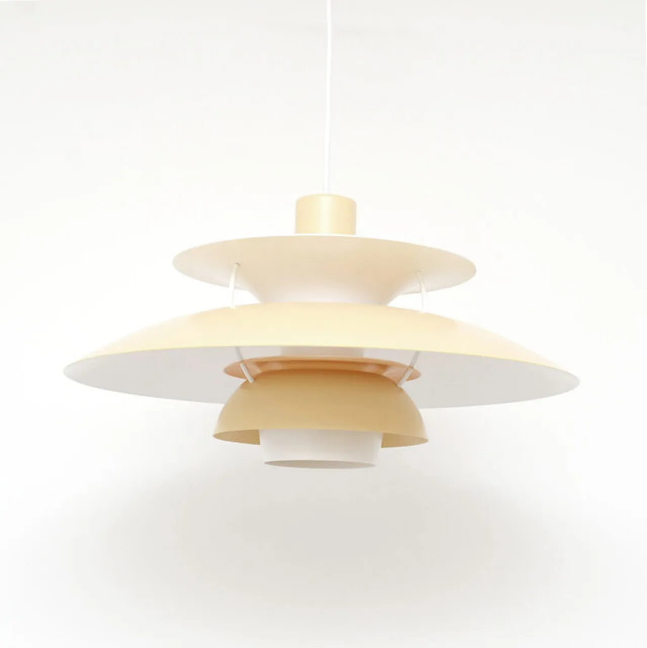 Vanilla PH5 lamp, P. Henningsen for L. Poulsen 3