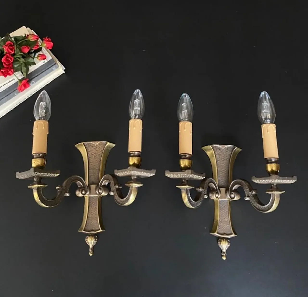 Coppia di applique antiche in bronzo, anni '50 1