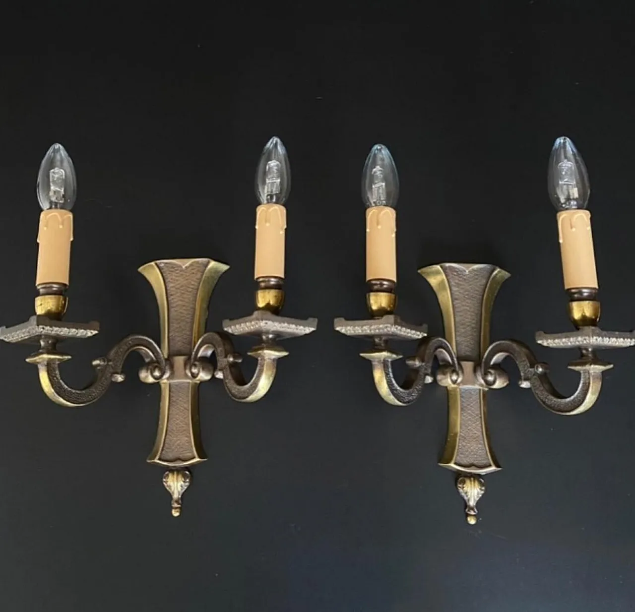 Coppia di applique antiche in bronzo, anni '50 3