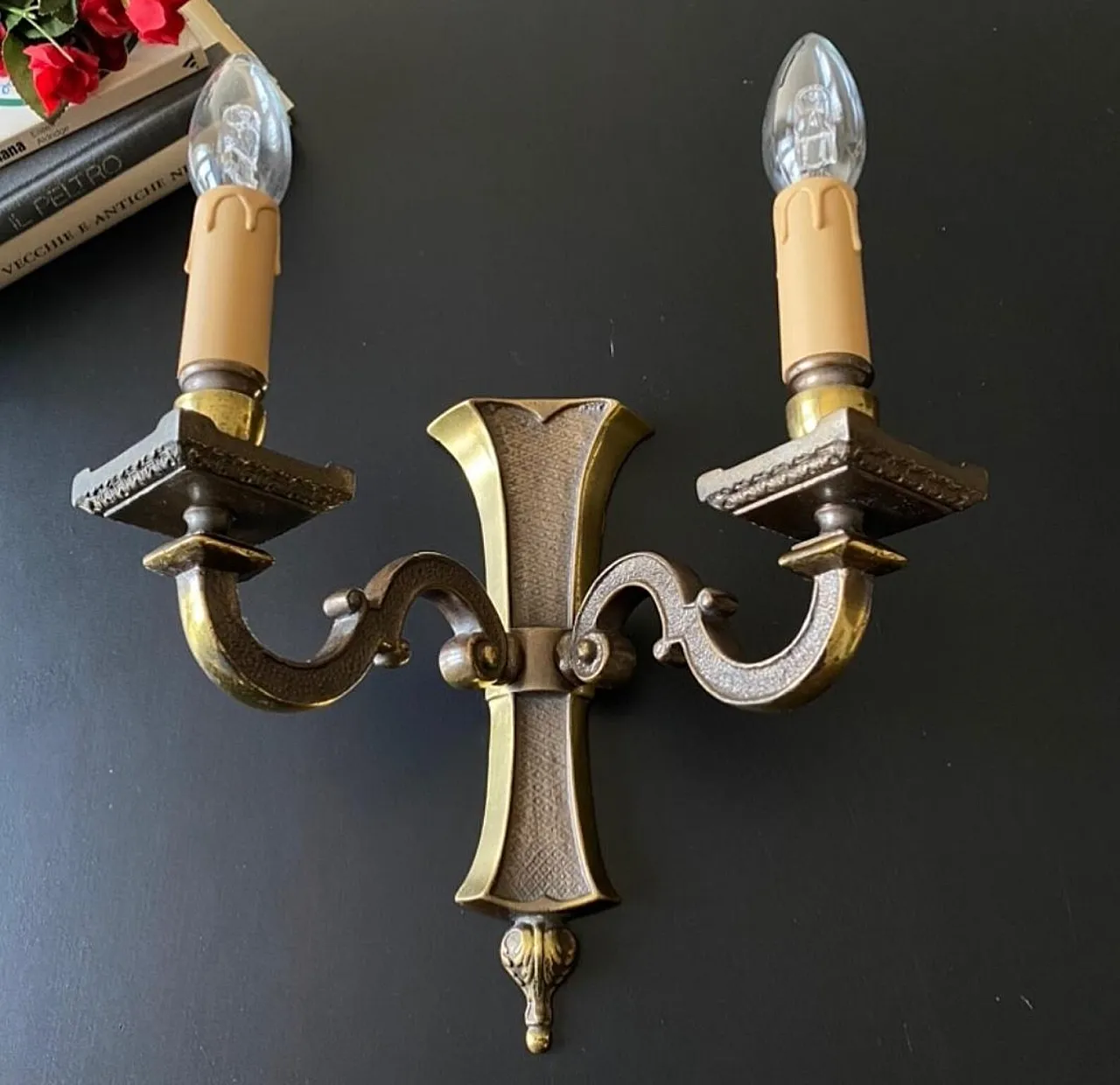 Coppia di applique antiche in bronzo, anni '50 4
