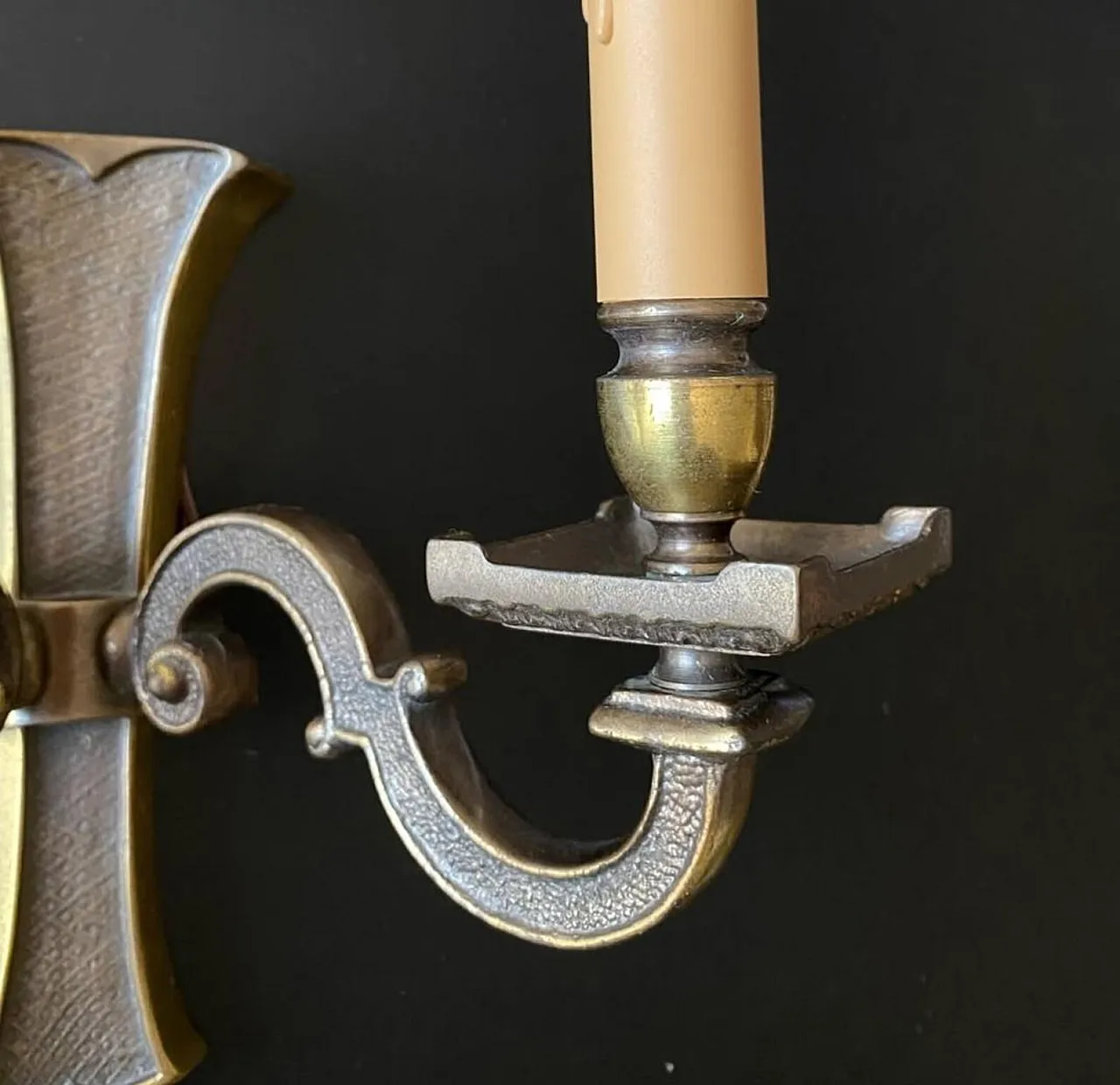 Coppia di applique antiche in bronzo, anni '50 6