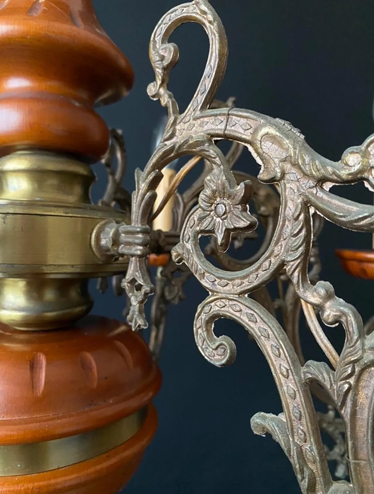 Lampadario in legno e metallo, anni '60 6