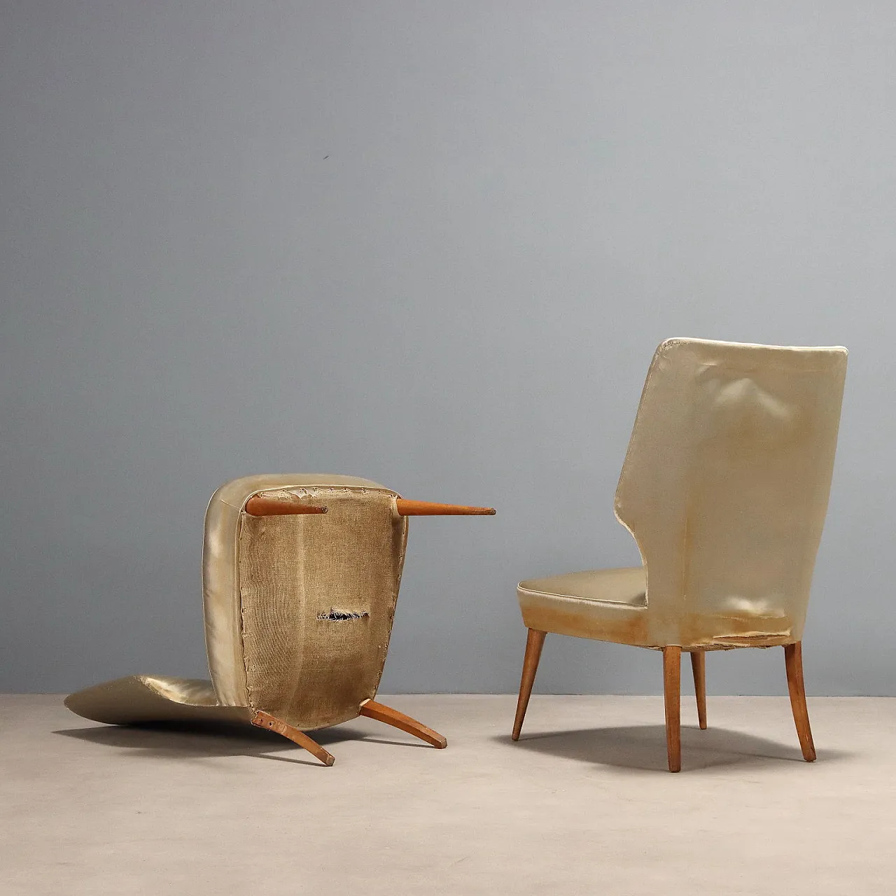 Pair of armchairs in beech wood, 1950s 9