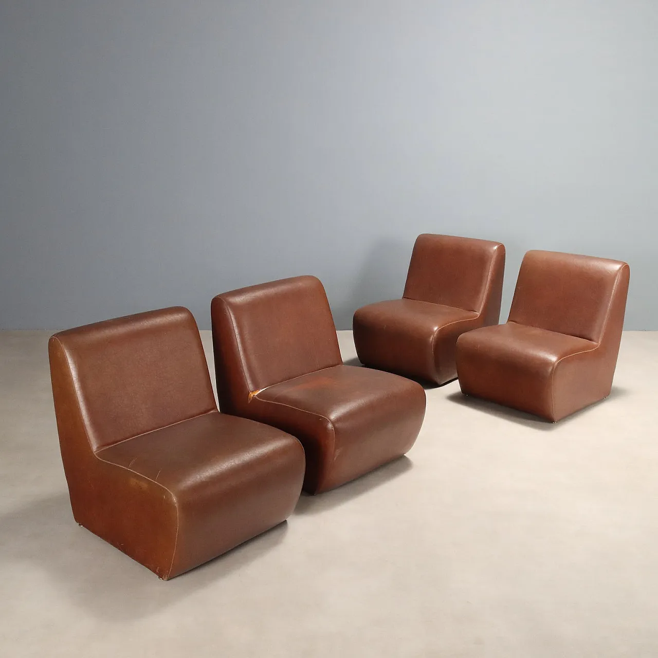 4 Modular seats in imitation leather, 1970s 1