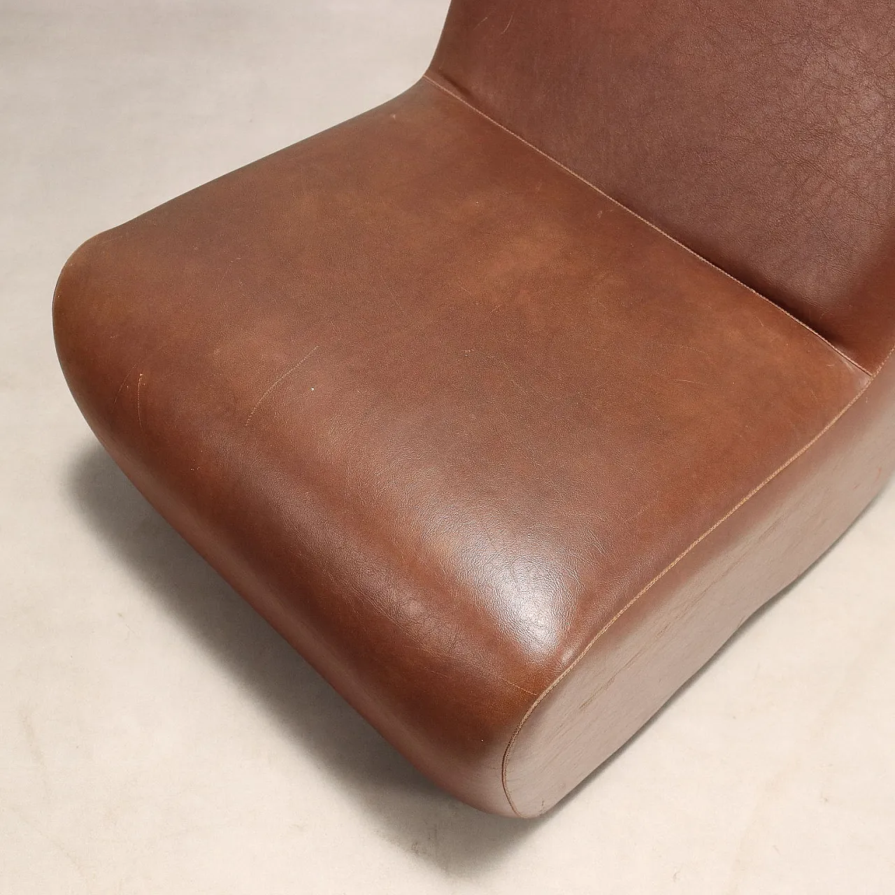 4 Modular seats in imitation leather, 1970s 7